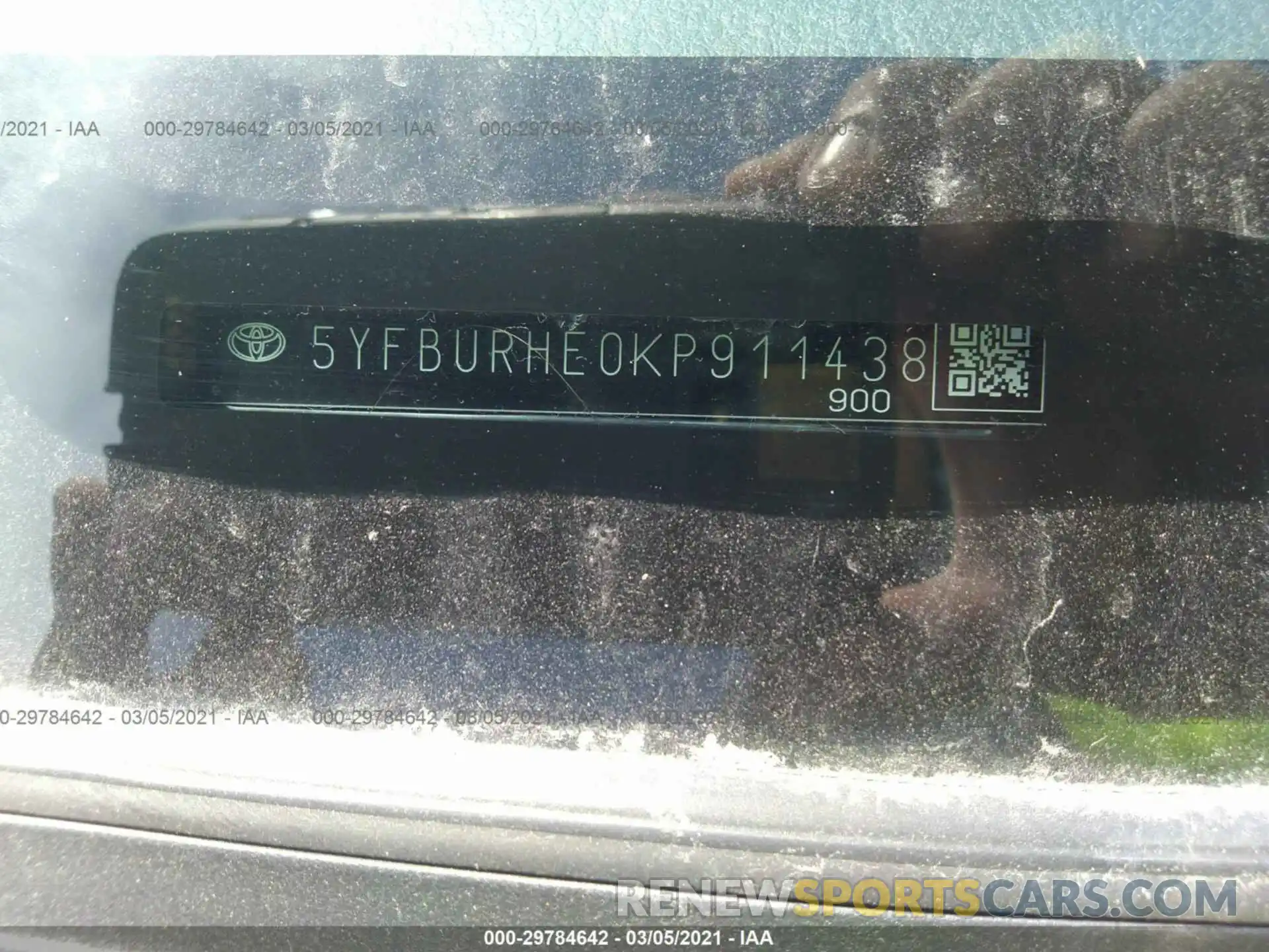 9 Photograph of a damaged car 5YFBURHE0KP911438 TOYOTA COROLLA 2019