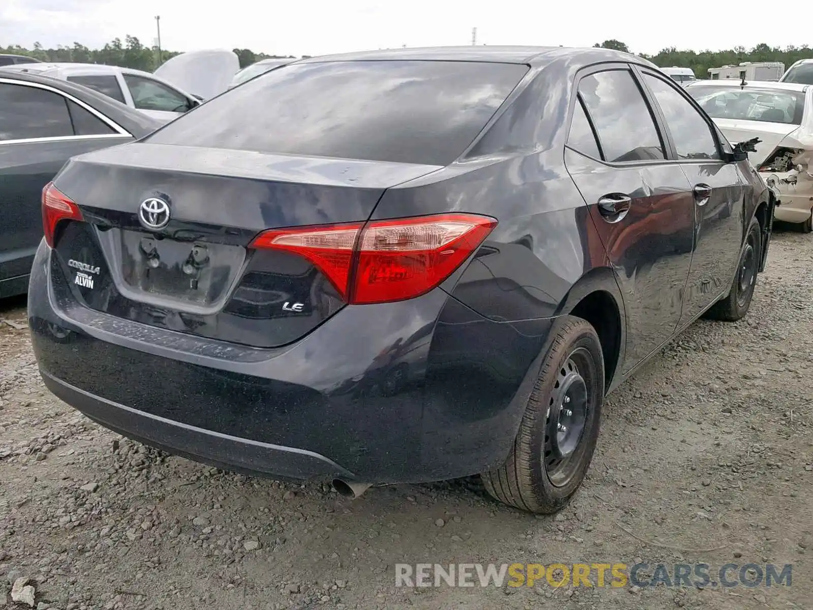 4 Photograph of a damaged car 5YFBURHE0KP911469 TOYOTA COROLLA 2019