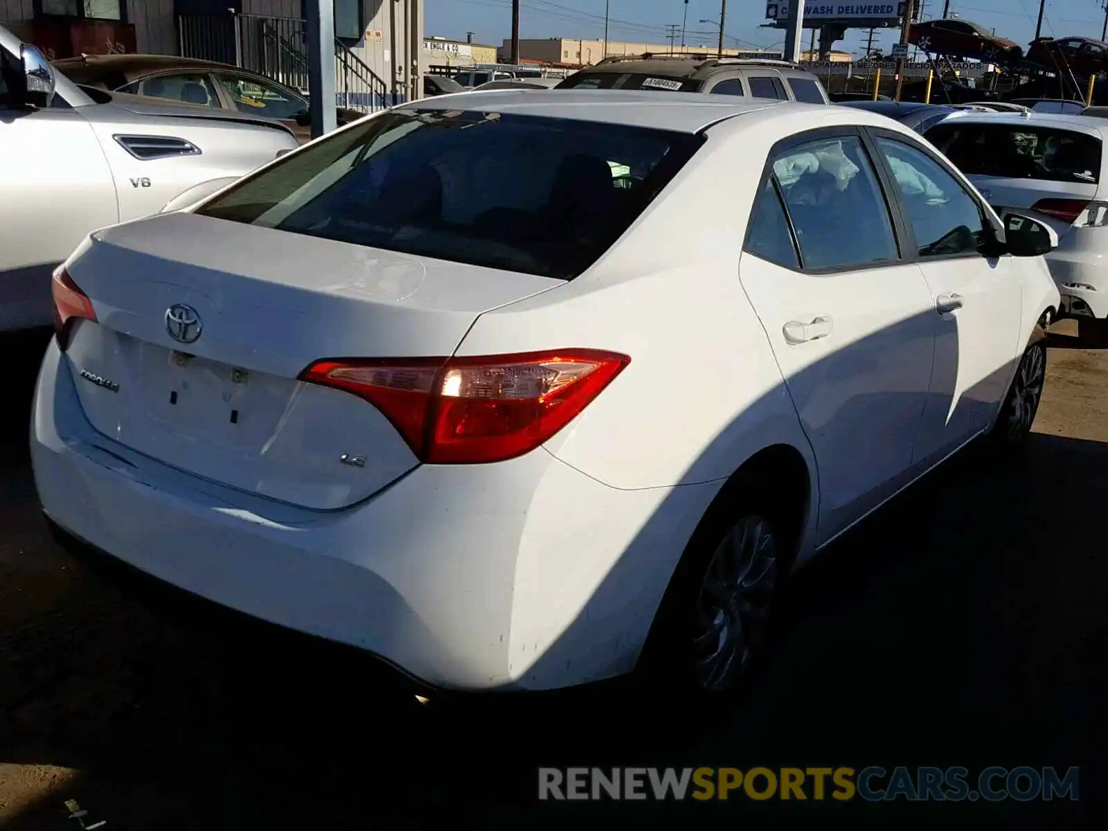 4 Photograph of a damaged car 5YFBURHE0KP911729 TOYOTA COROLLA 2019