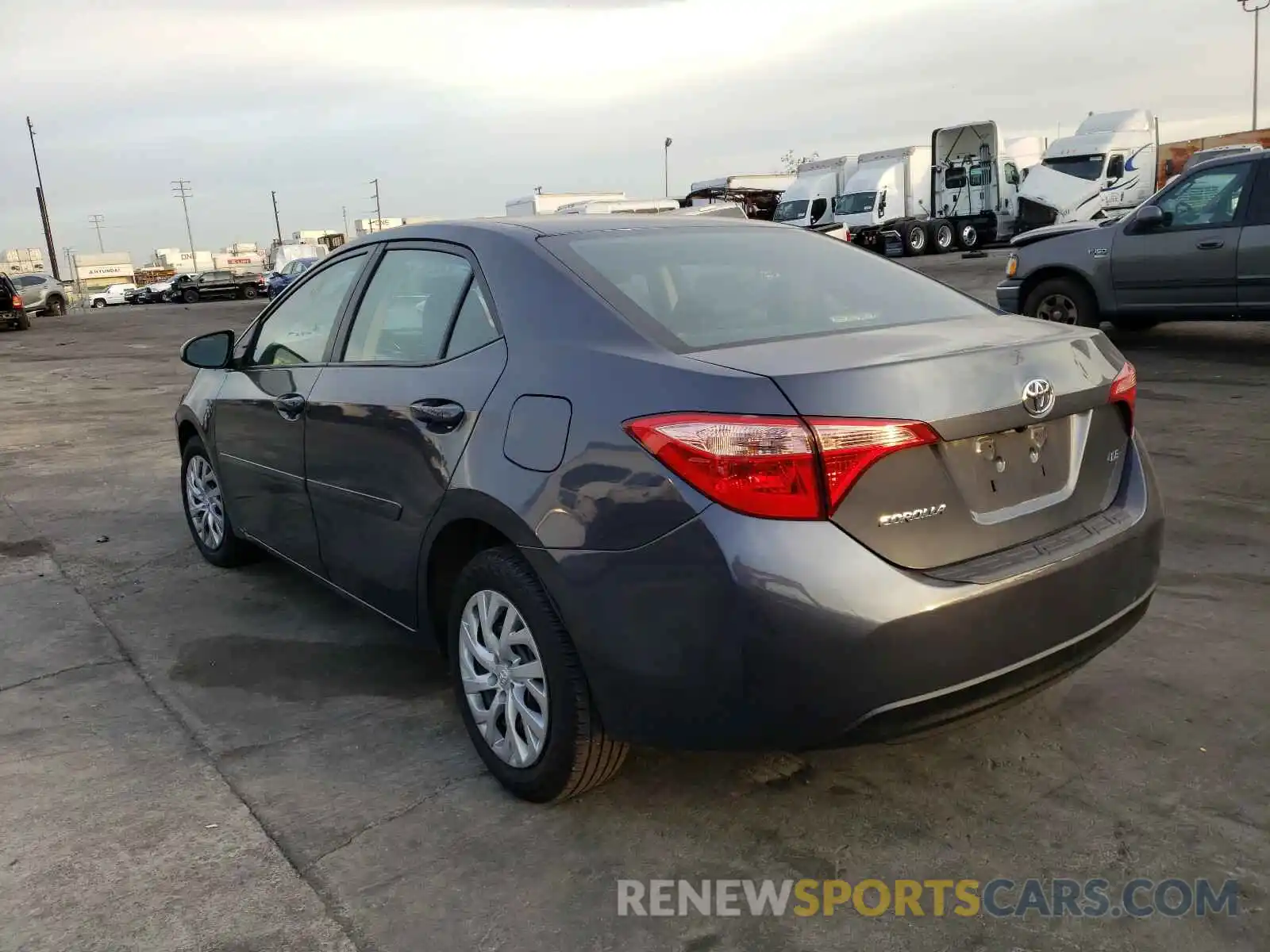 3 Photograph of a damaged car 5YFBURHE0KP912797 TOYOTA COROLLA 2019