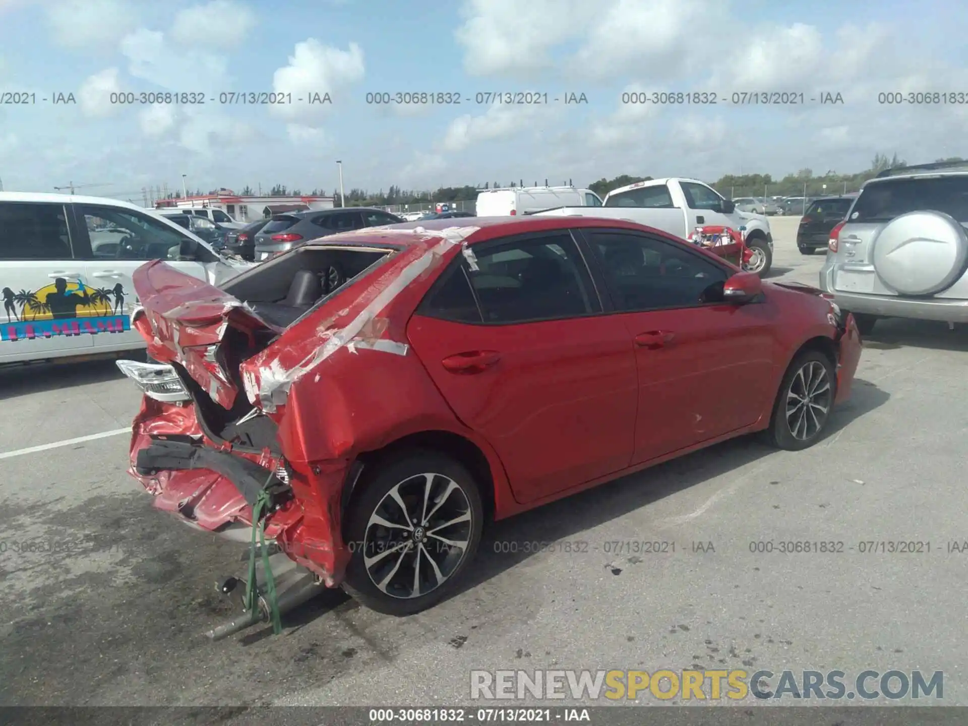 4 Photograph of a damaged car 5YFBURHE0KP912914 TOYOTA COROLLA 2019