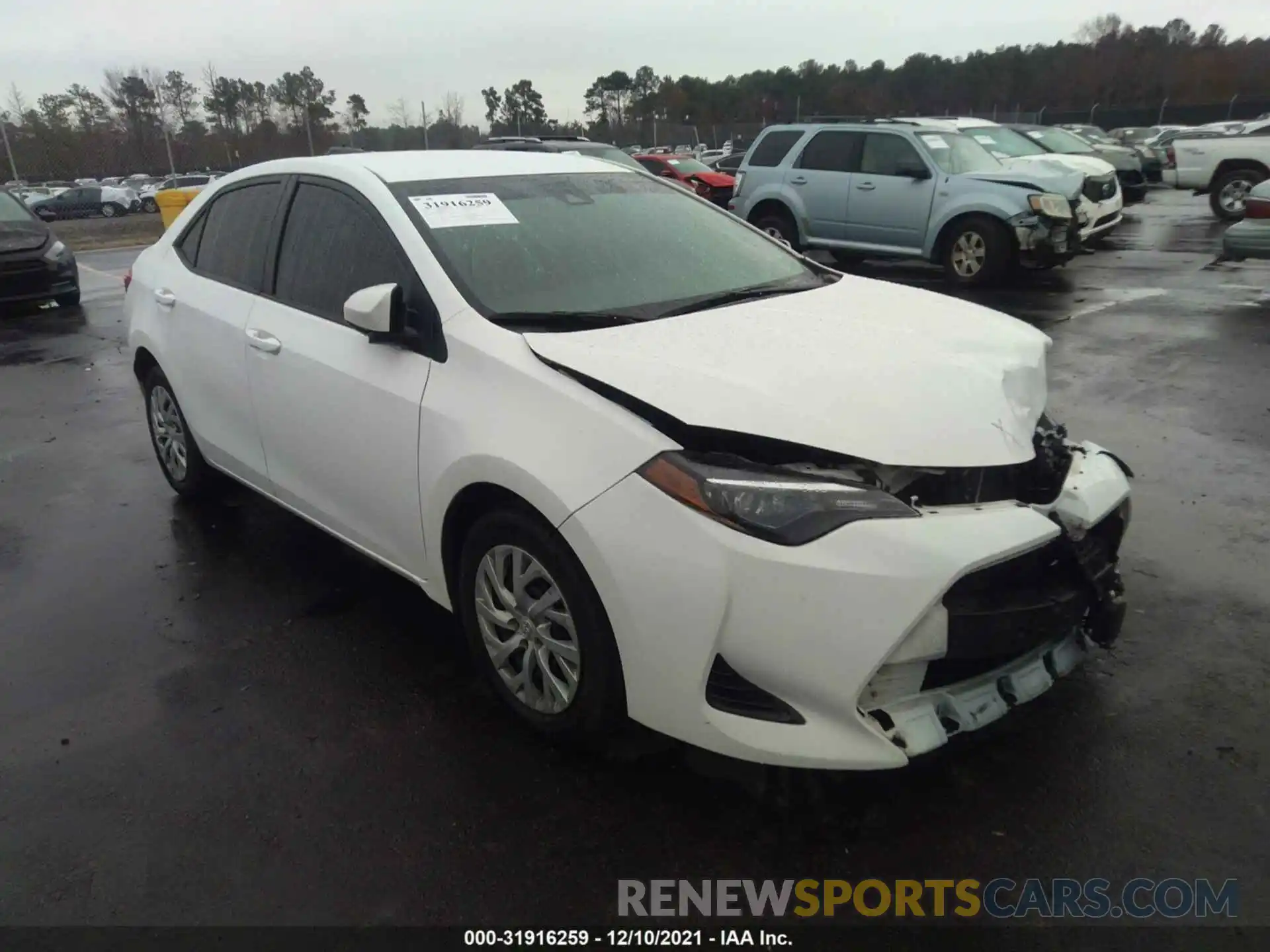 1 Photograph of a damaged car 5YFBURHE0KP913190 TOYOTA COROLLA 2019