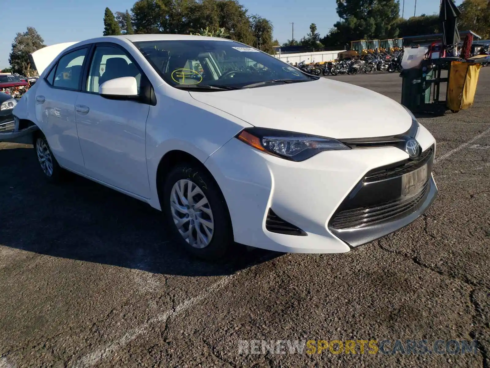 1 Photograph of a damaged car 5YFBURHE0KP913237 TOYOTA COROLLA 2019