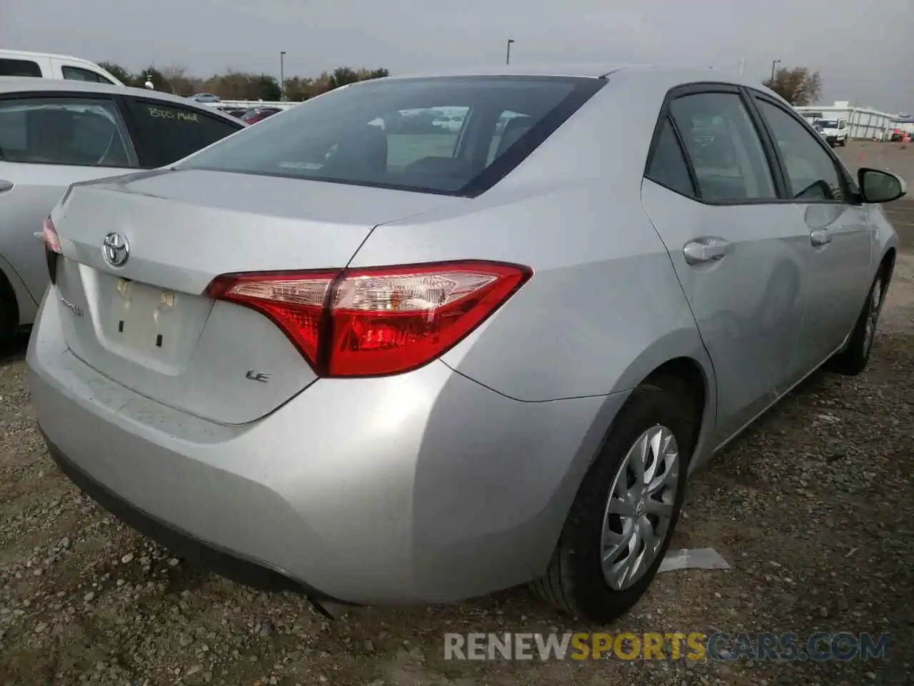 4 Photograph of a damaged car 5YFBURHE0KP913805 TOYOTA COROLLA 2019