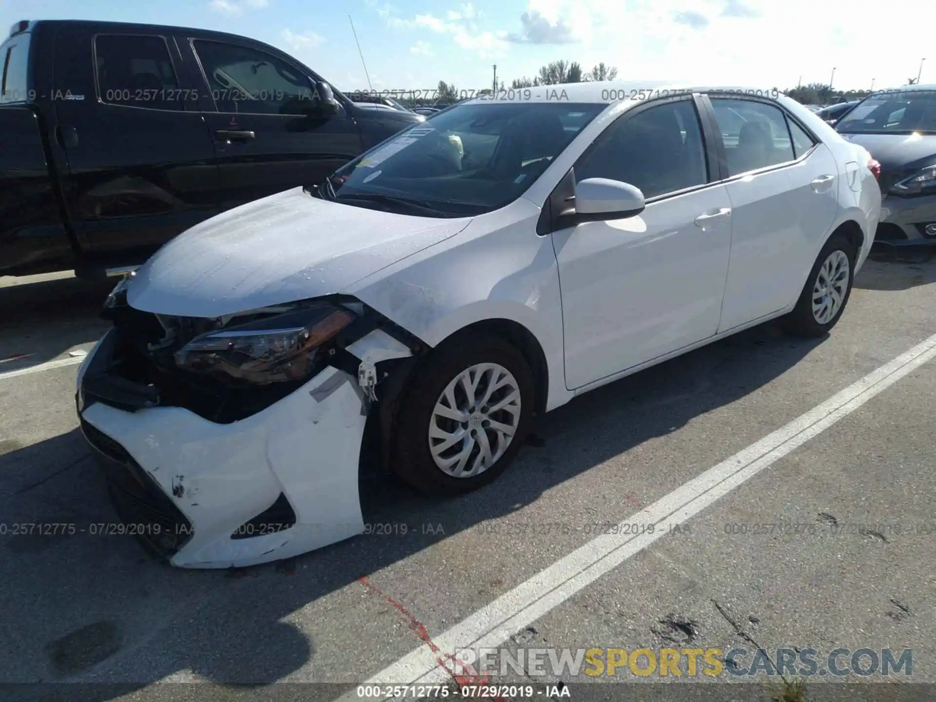 2 Photograph of a damaged car 5YFBURHE0KP914159 TOYOTA COROLLA 2019