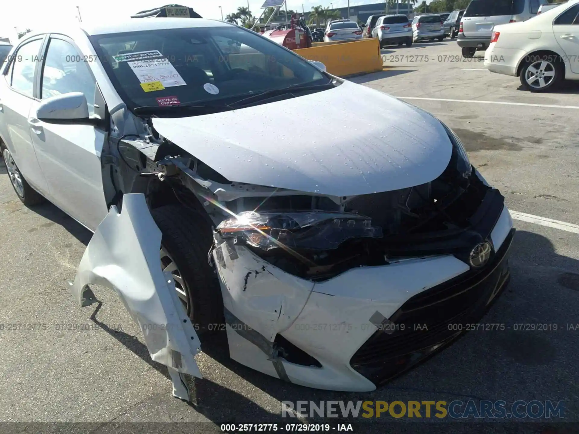 6 Photograph of a damaged car 5YFBURHE0KP914159 TOYOTA COROLLA 2019