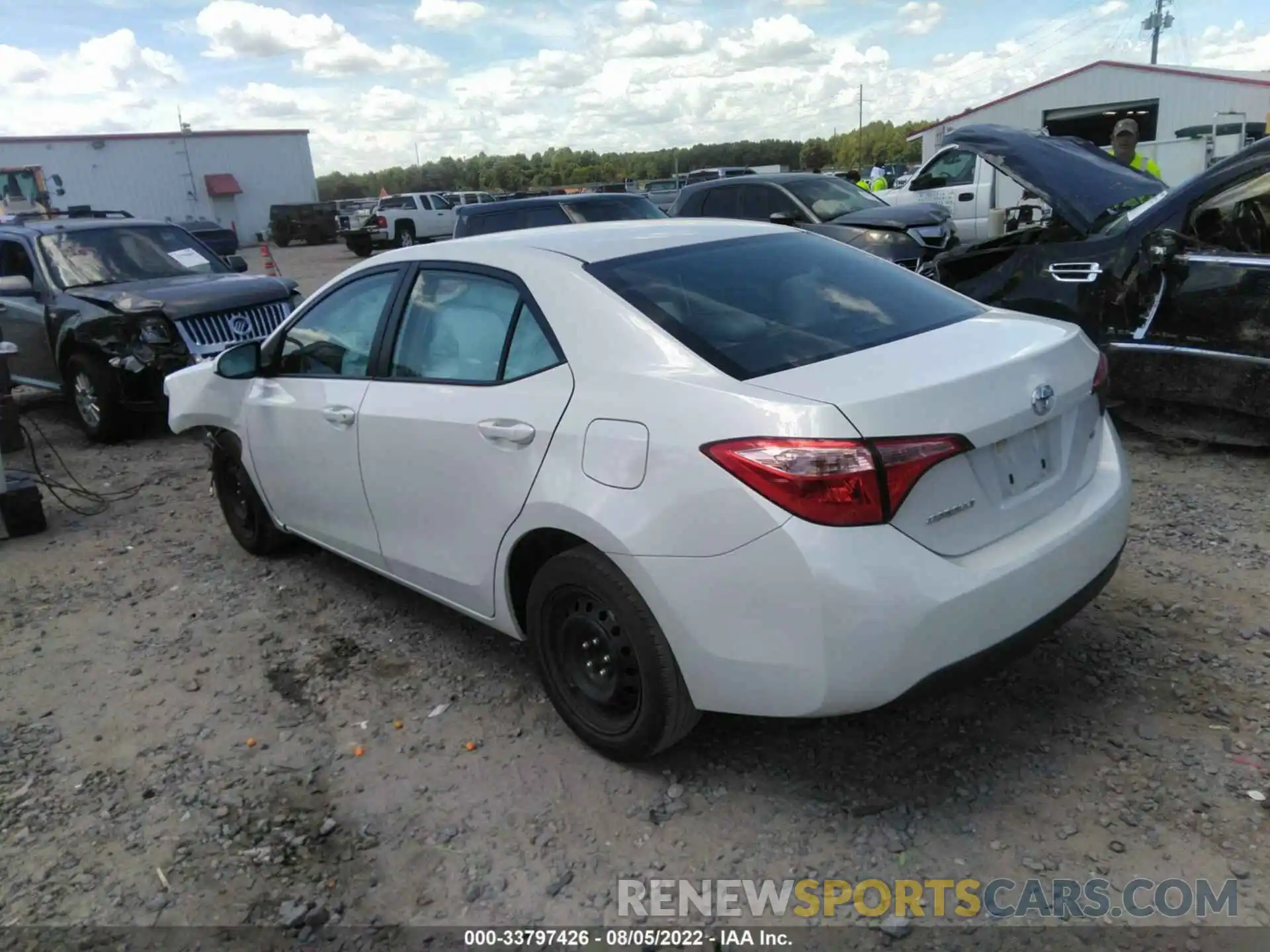 3 Photograph of a damaged car 5YFBURHE0KP914243 TOYOTA COROLLA 2019