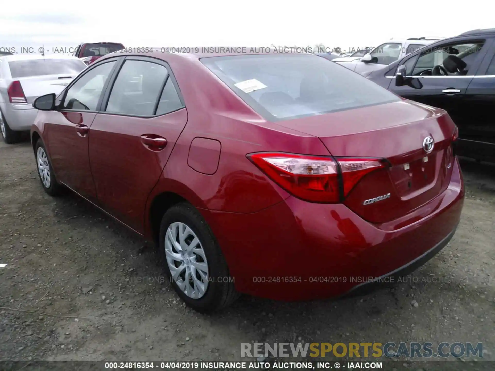 3 Photograph of a damaged car 5YFBURHE0KP914338 TOYOTA COROLLA 2019