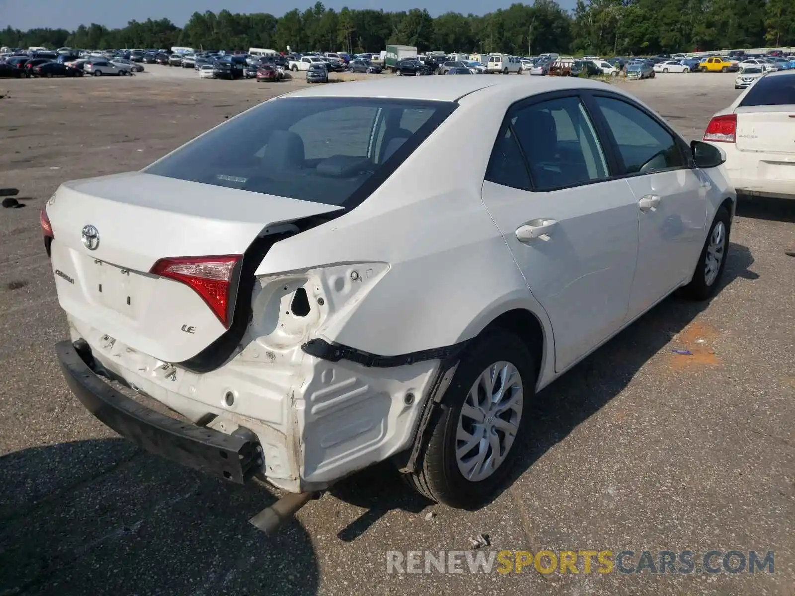 4 Photograph of a damaged car 5YFBURHE0KP915635 TOYOTA COROLLA 2019