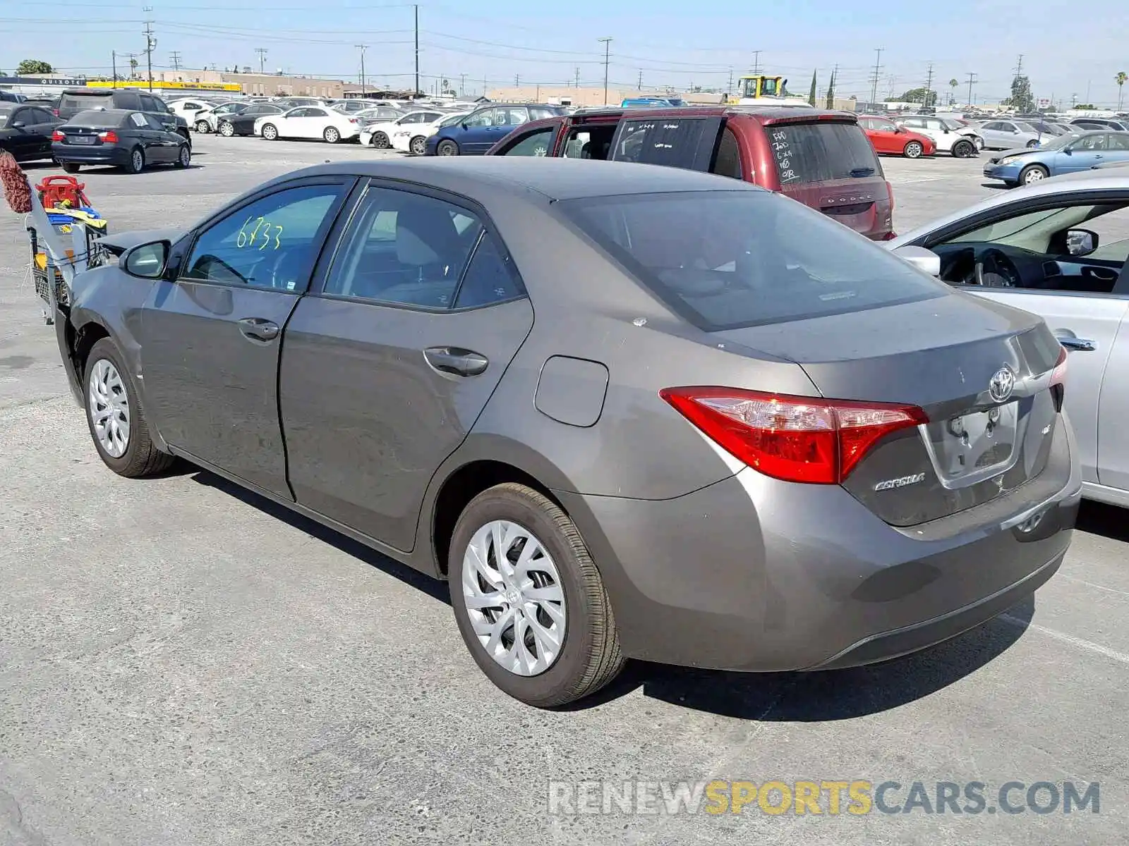 4 Photograph of a damaged car 5YFBURHE0KP917319 TOYOTA COROLLA 2019