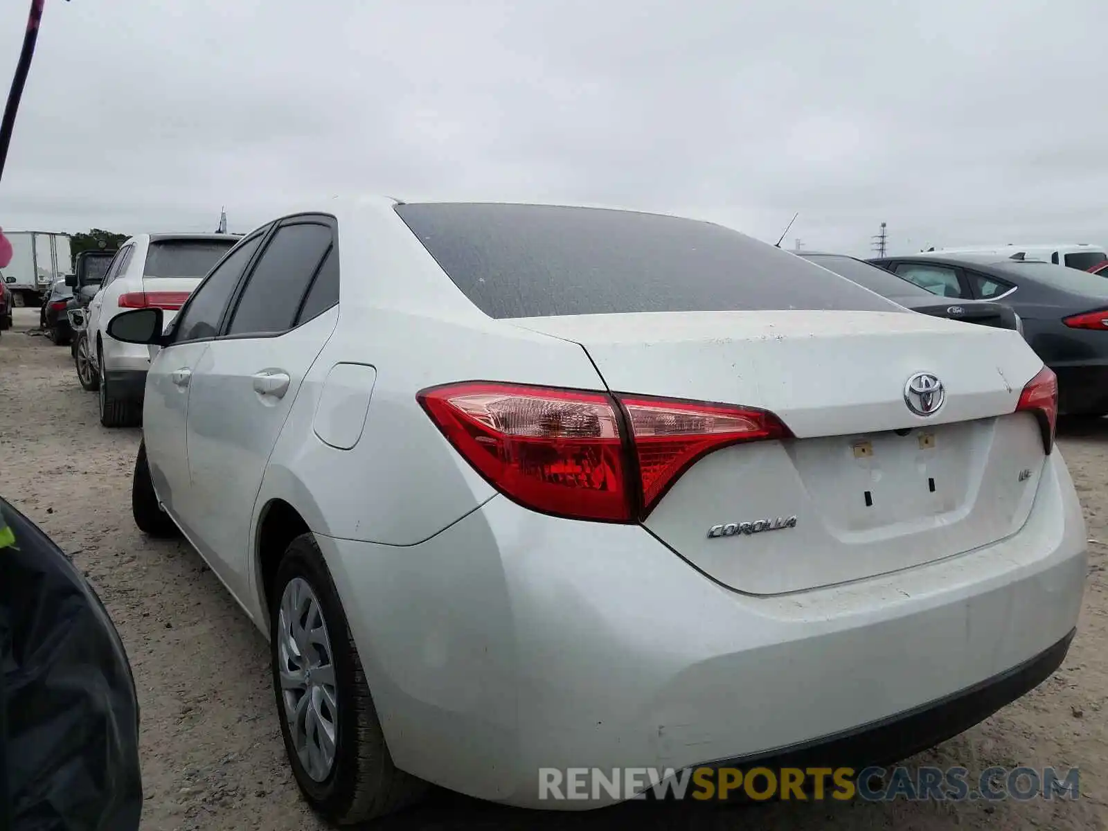 3 Photograph of a damaged car 5YFBURHE0KP917501 TOYOTA COROLLA 2019