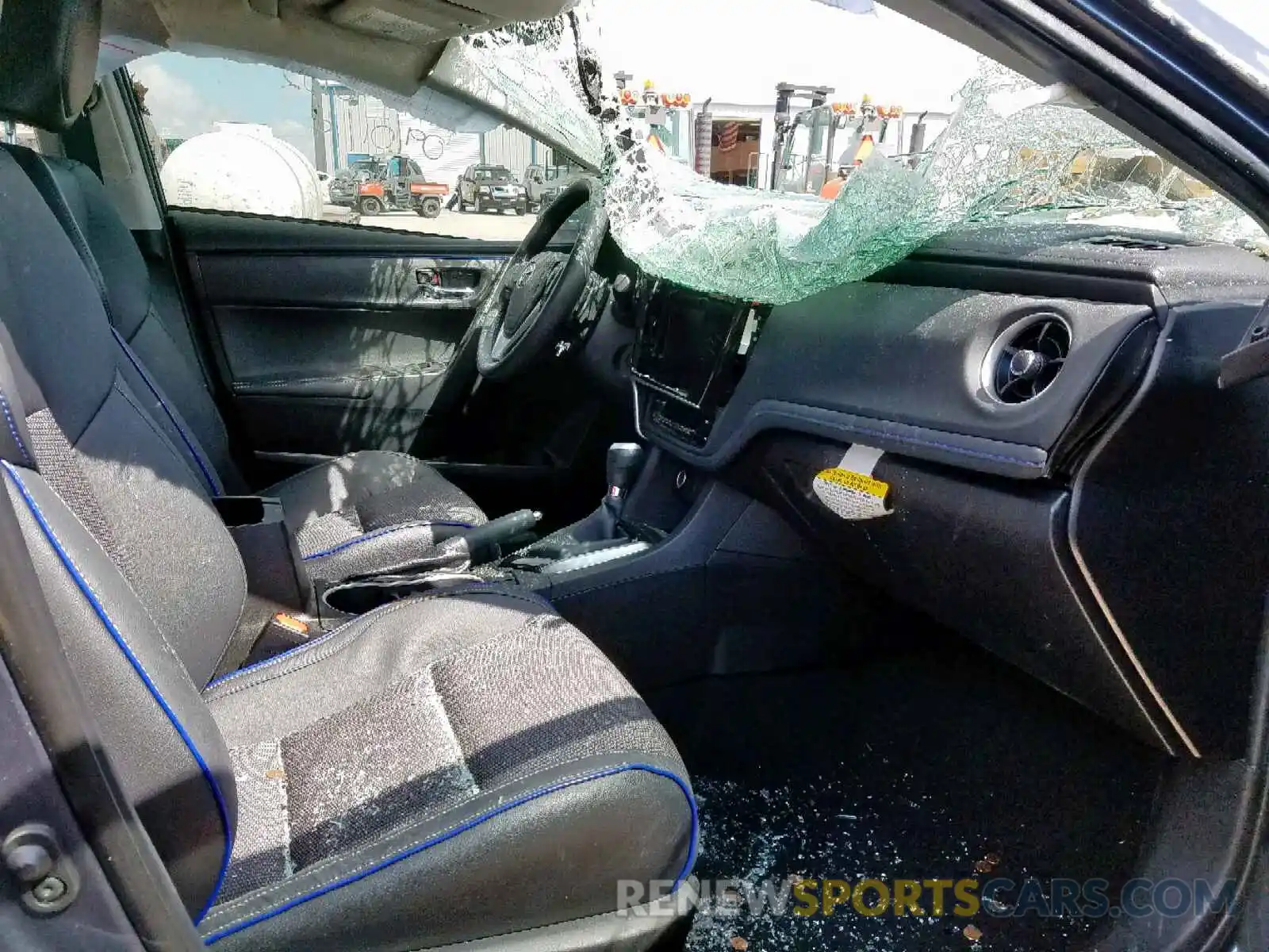 5 Photograph of a damaged car 5YFBURHE0KP917904 TOYOTA COROLLA 2019