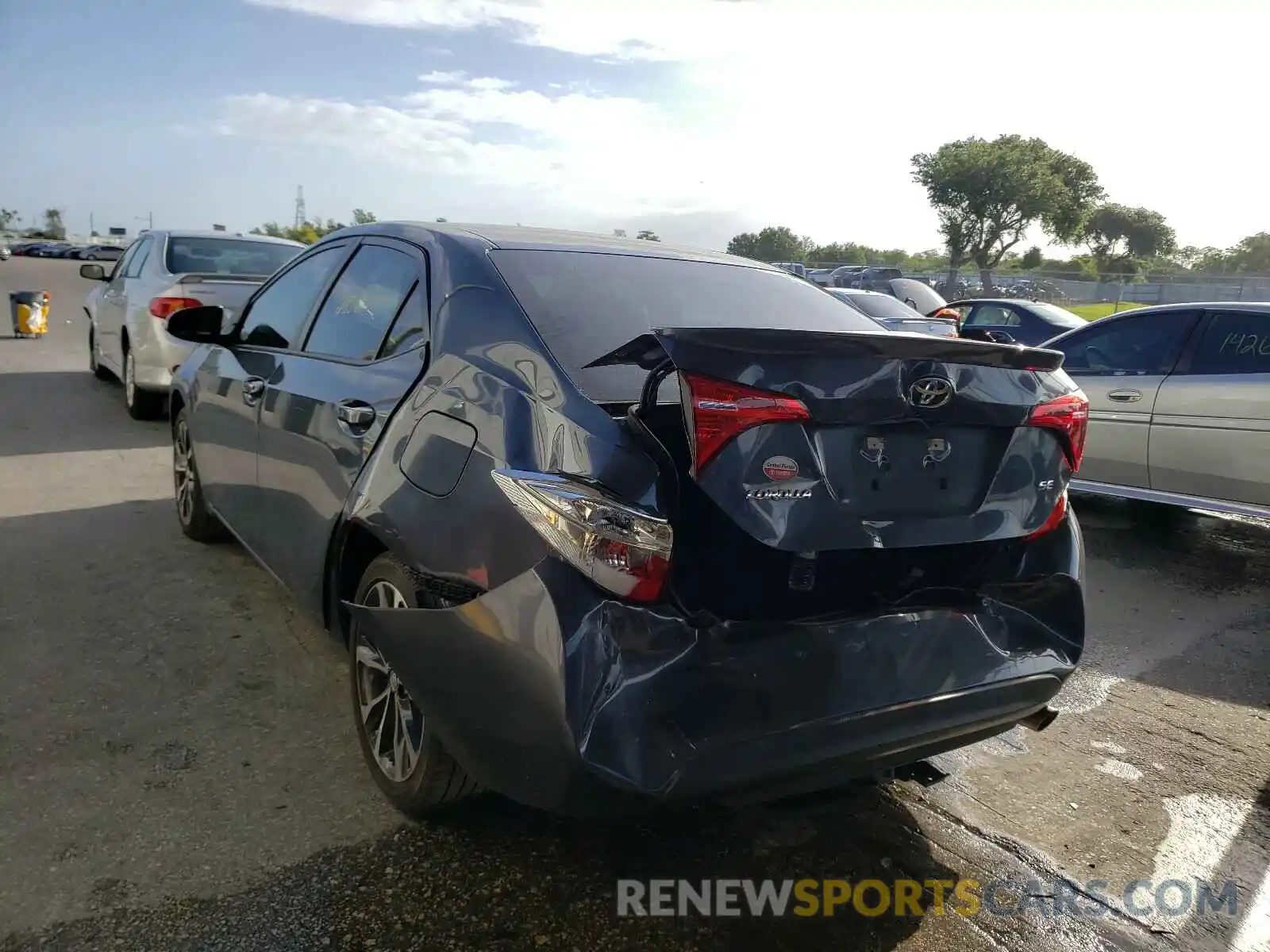 3 Photograph of a damaged car 5YFBURHE0KP918146 TOYOTA COROLLA 2019