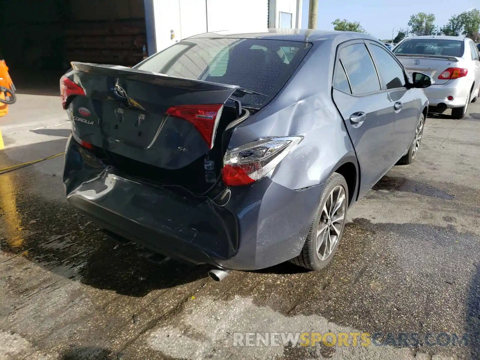 4 Photograph of a damaged car 5YFBURHE0KP918146 TOYOTA COROLLA 2019