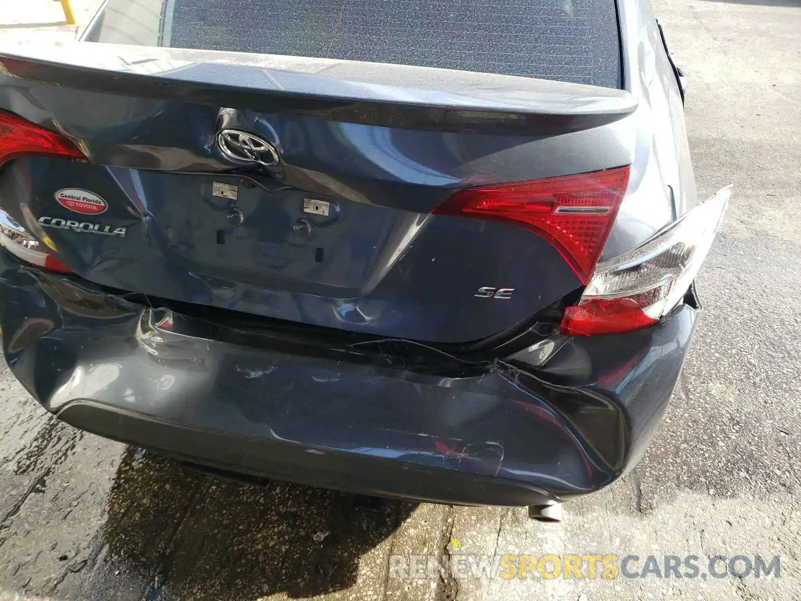 9 Photograph of a damaged car 5YFBURHE0KP918146 TOYOTA COROLLA 2019