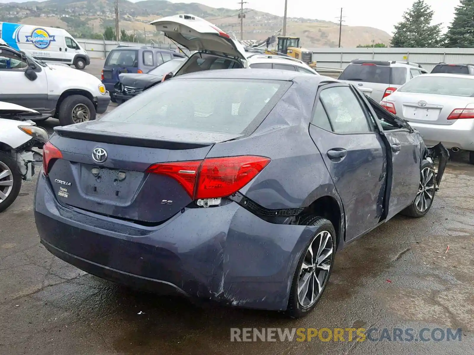 4 Photograph of a damaged car 5YFBURHE0KP918809 TOYOTA COROLLA 2019