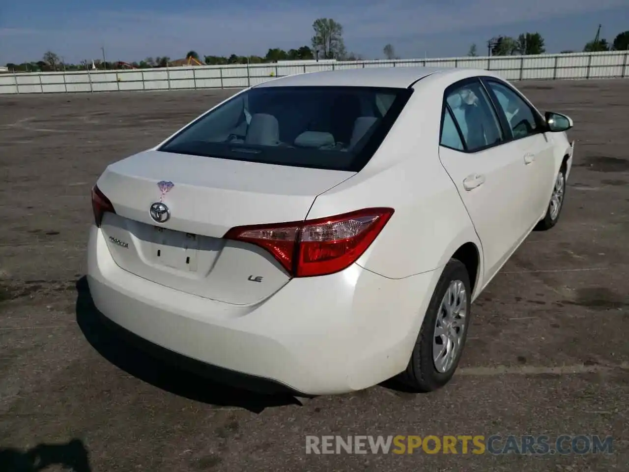 4 Photograph of a damaged car 5YFBURHE0KP919328 TOYOTA COROLLA 2019