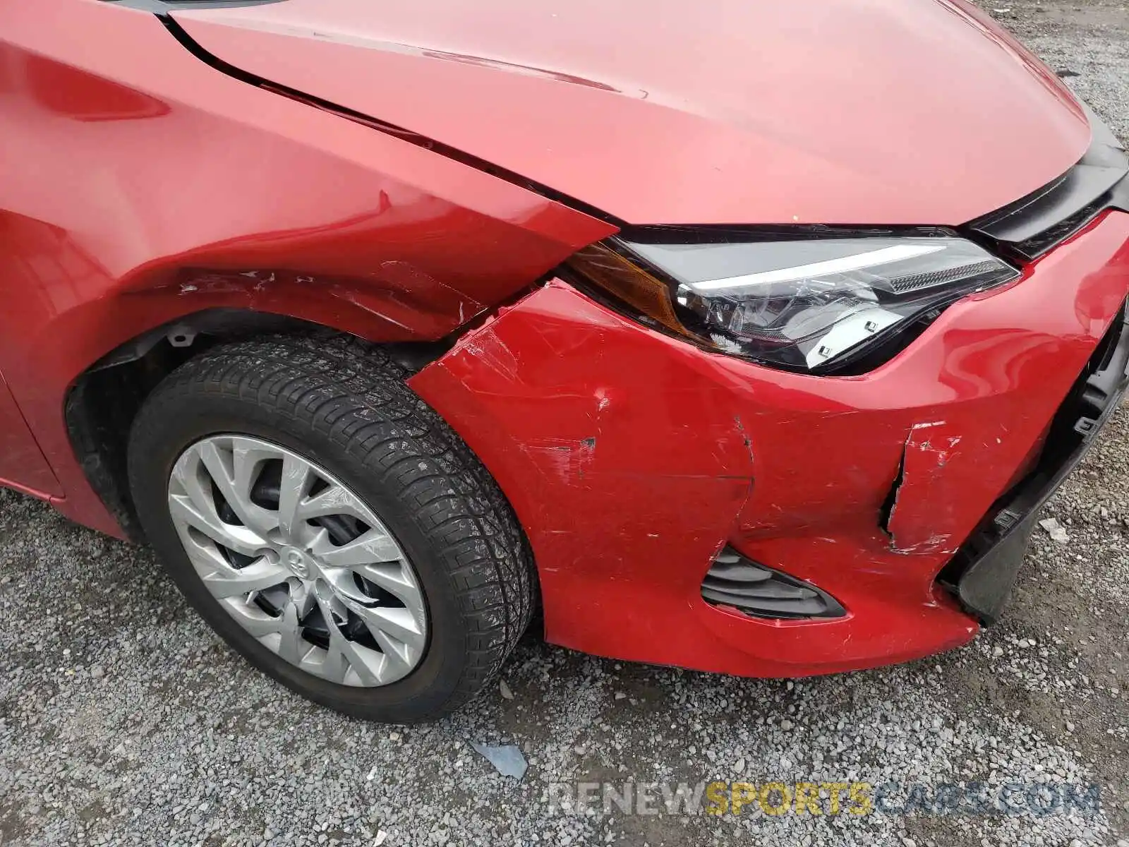 9 Photograph of a damaged car 5YFBURHE0KP919894 TOYOTA COROLLA 2019