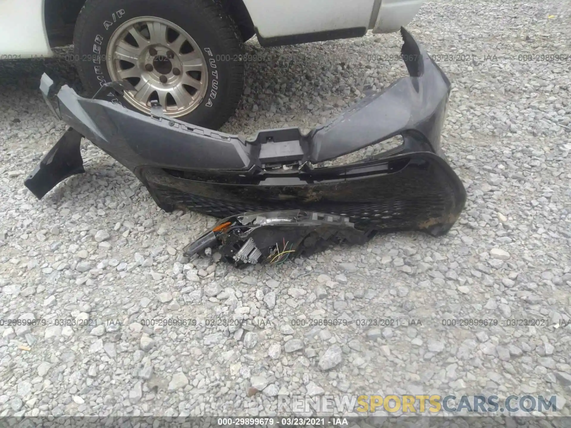 12 Photograph of a damaged car 5YFBURHE0KP922228 TOYOTA COROLLA 2019