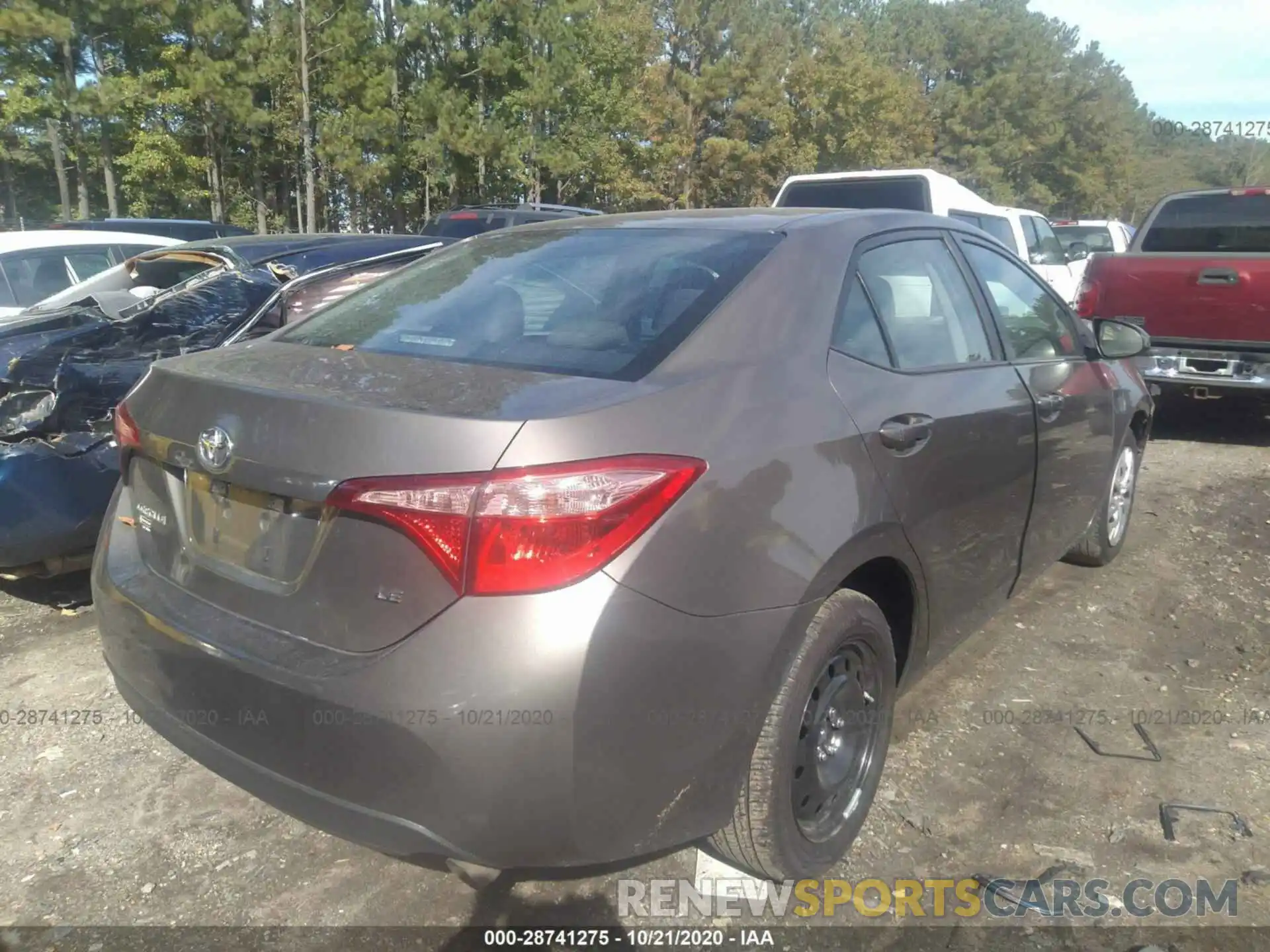 4 Photograph of a damaged car 5YFBURHE0KP922410 TOYOTA COROLLA 2019