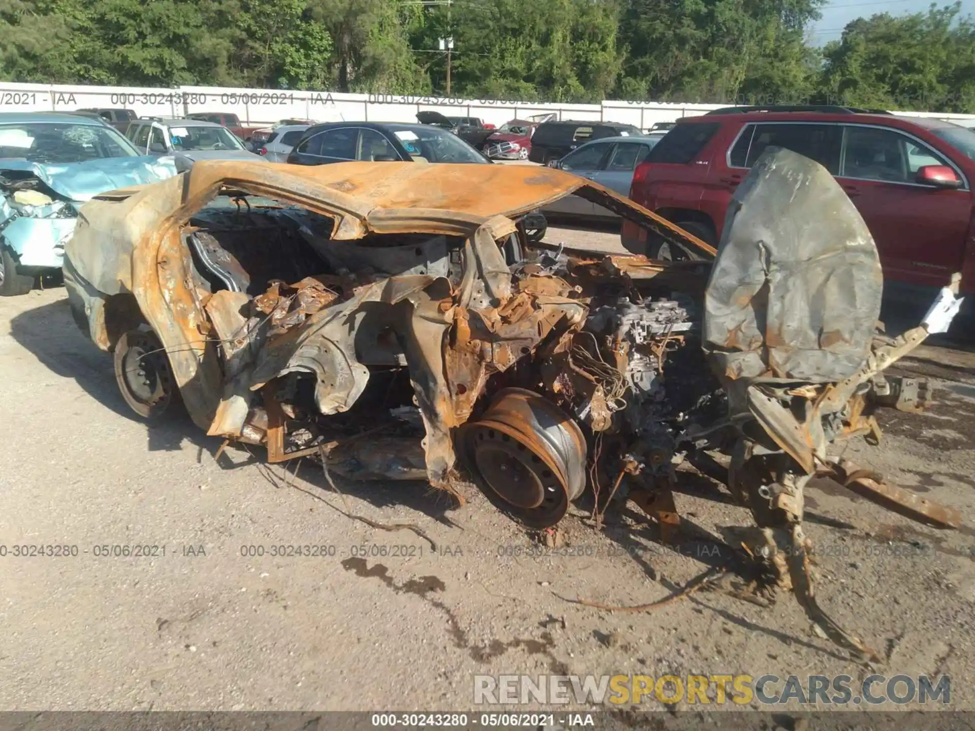 1 Photograph of a damaged car 5YFBURHE0KP922472 TOYOTA COROLLA 2019