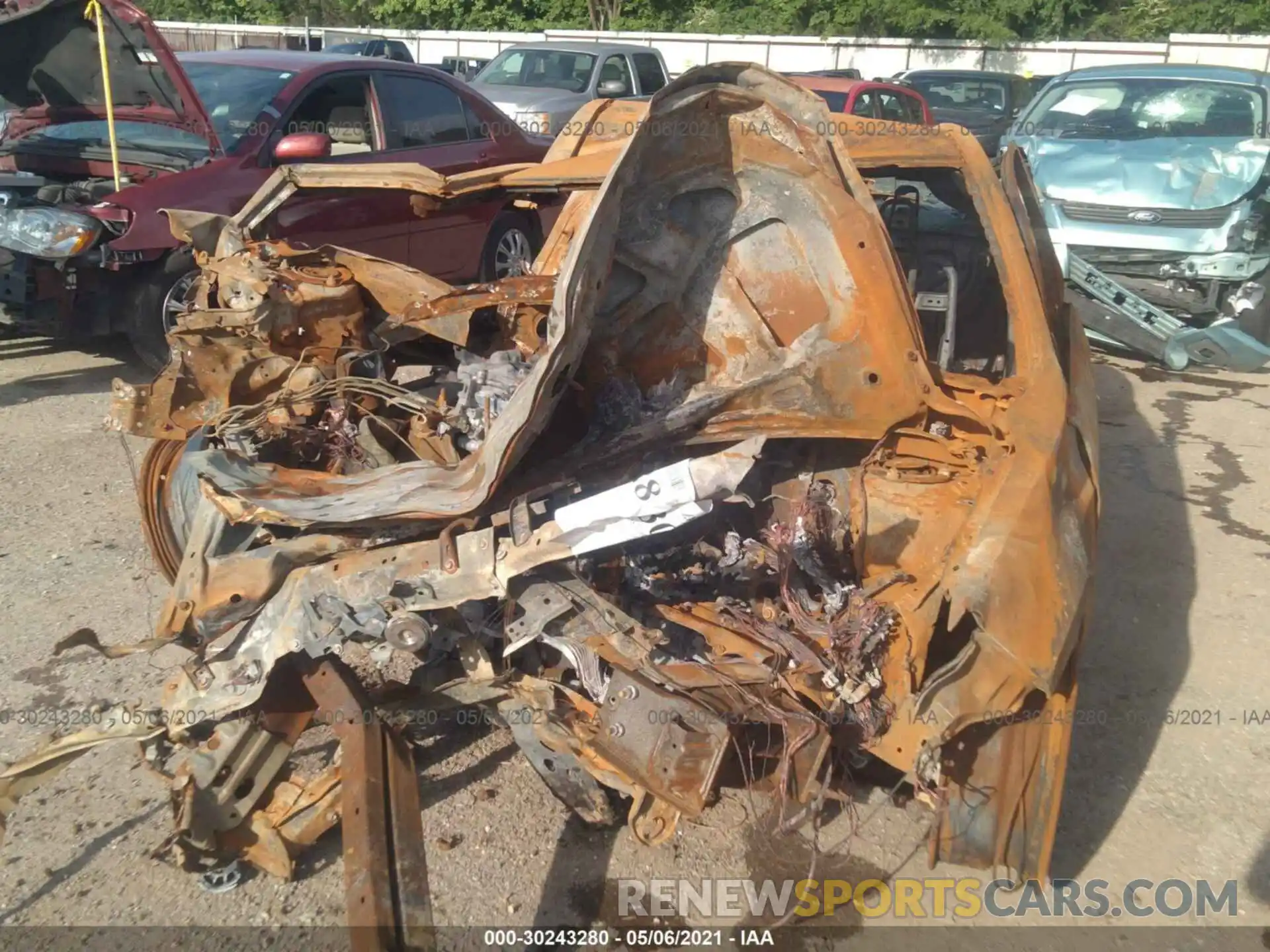 10 Photograph of a damaged car 5YFBURHE0KP922472 TOYOTA COROLLA 2019