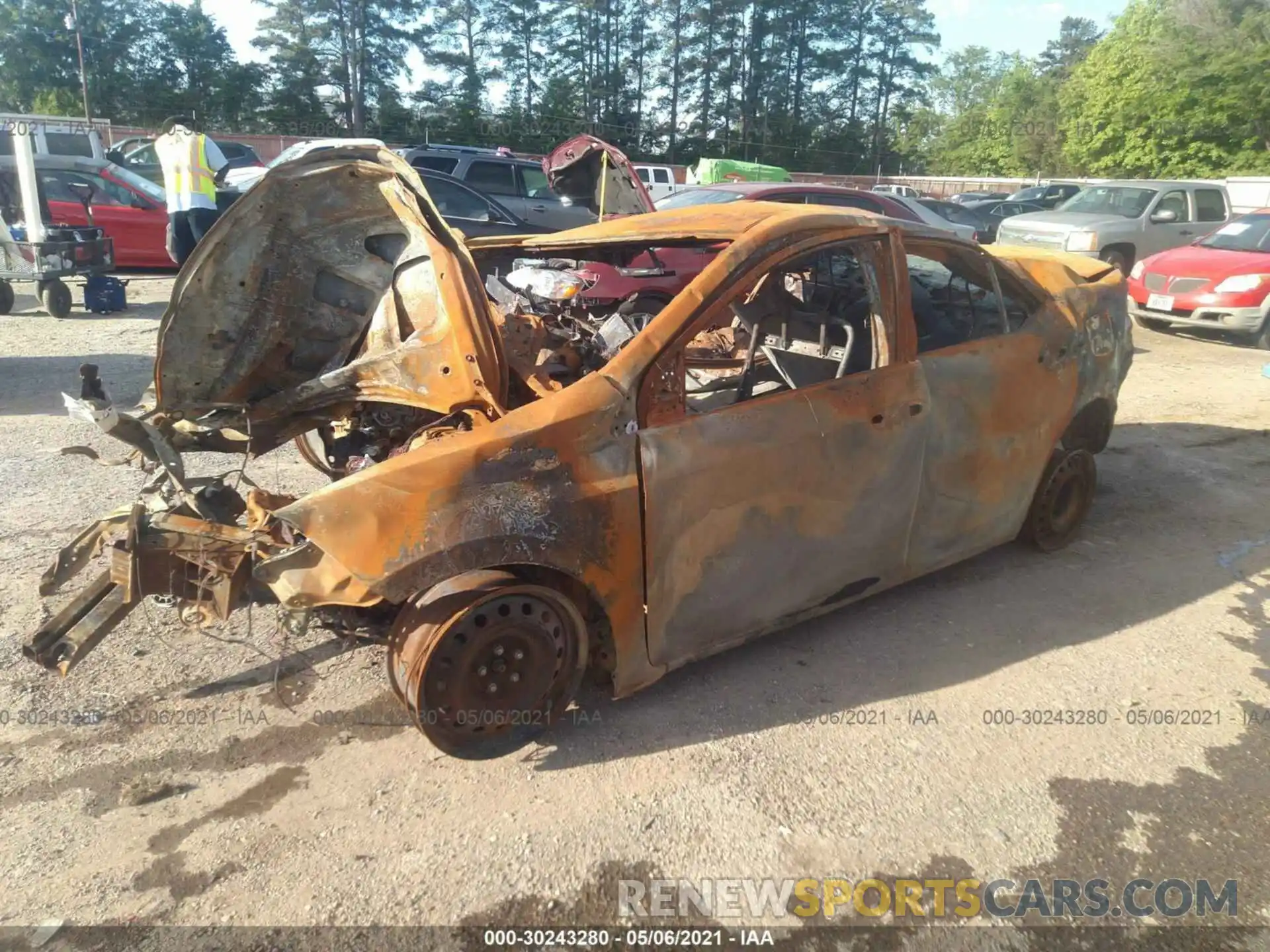 2 Photograph of a damaged car 5YFBURHE0KP922472 TOYOTA COROLLA 2019