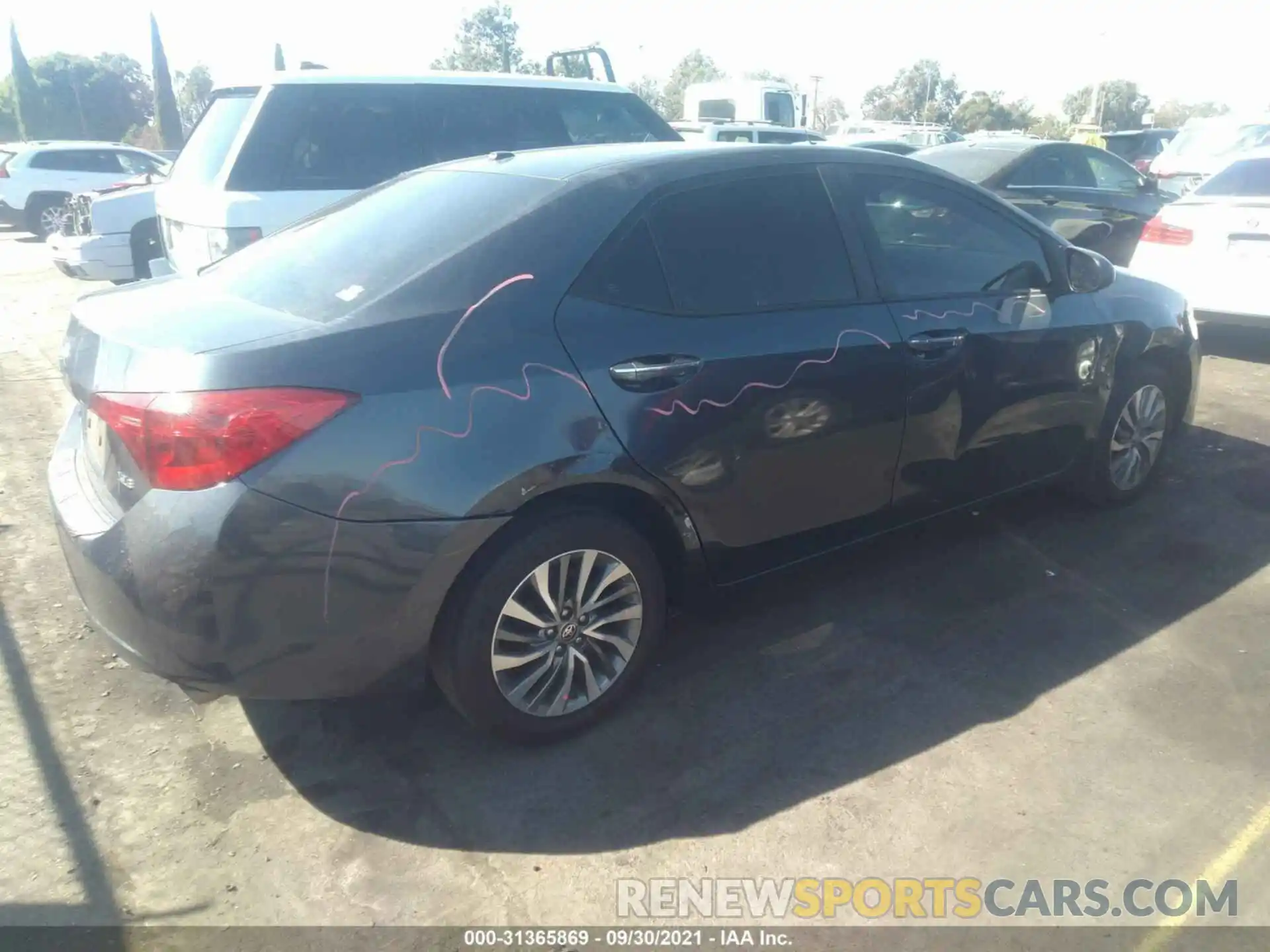 4 Photograph of a damaged car 5YFBURHE0KP923394 TOYOTA COROLLA 2019