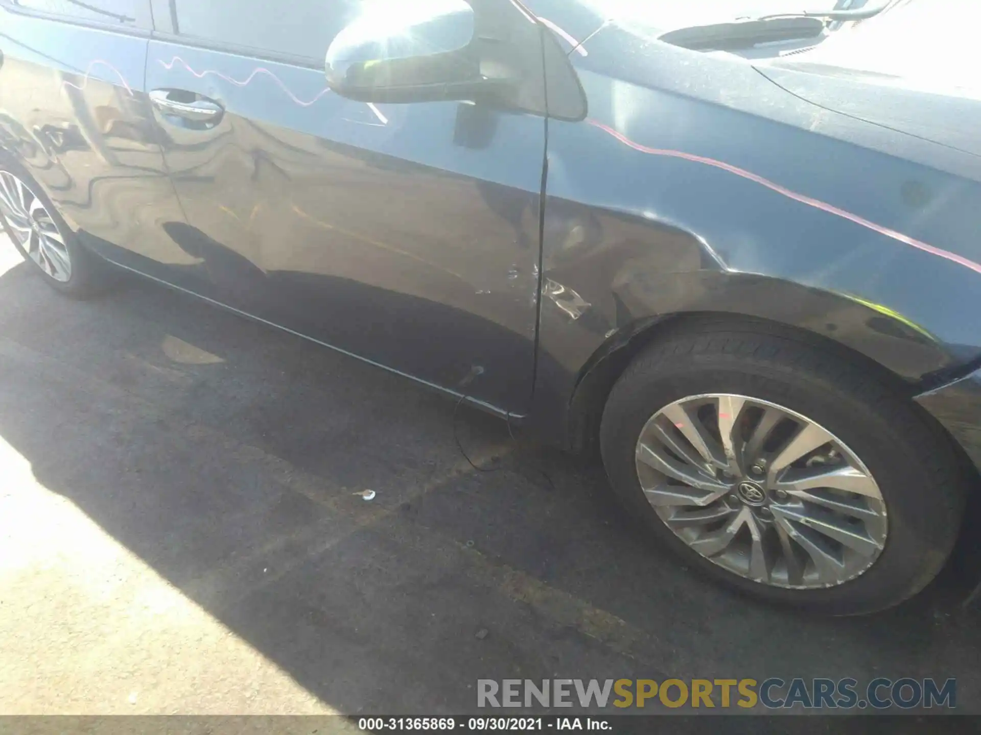 6 Photograph of a damaged car 5YFBURHE0KP923394 TOYOTA COROLLA 2019