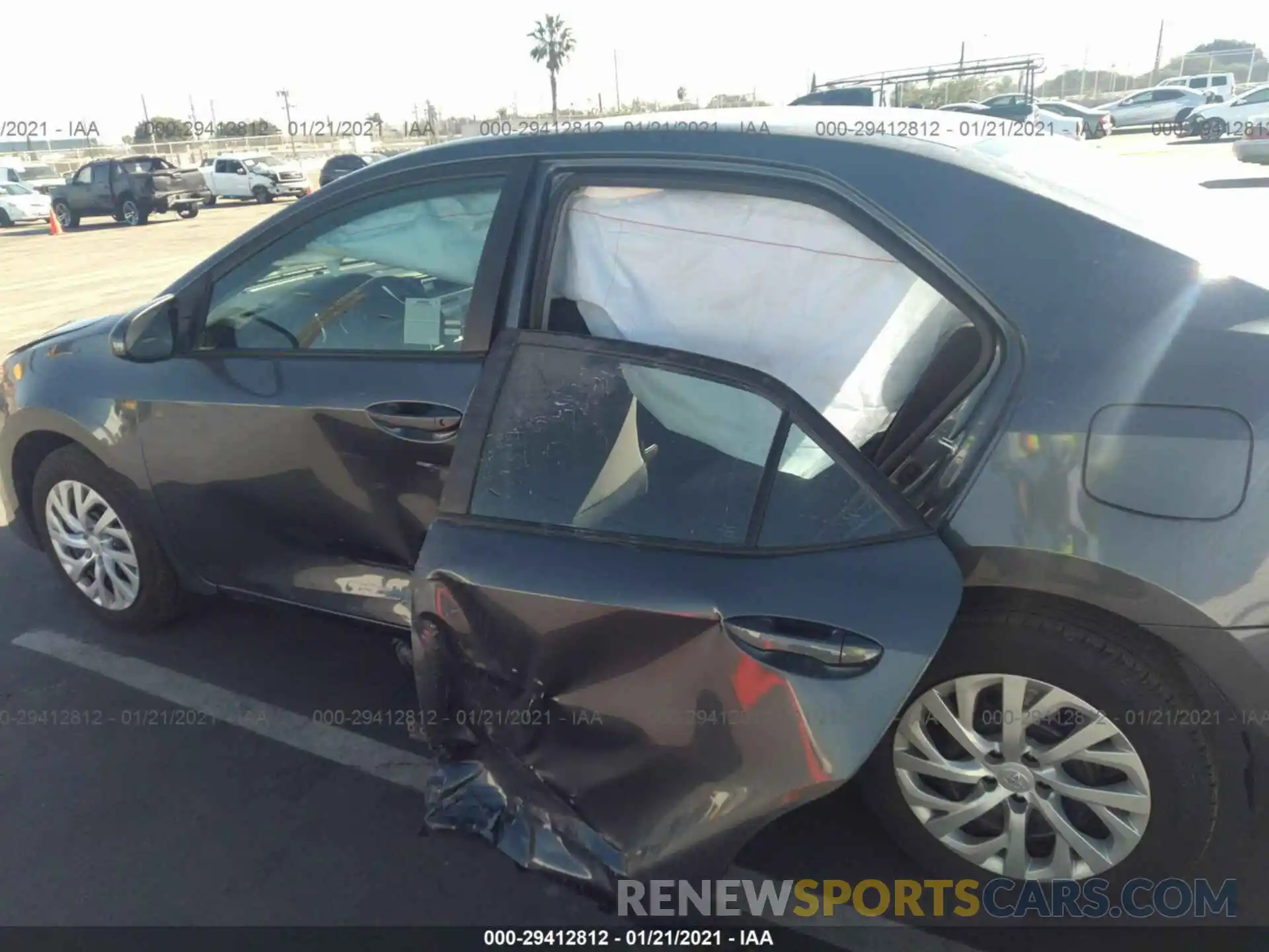 6 Photograph of a damaged car 5YFBURHE0KP923816 TOYOTA COROLLA 2019