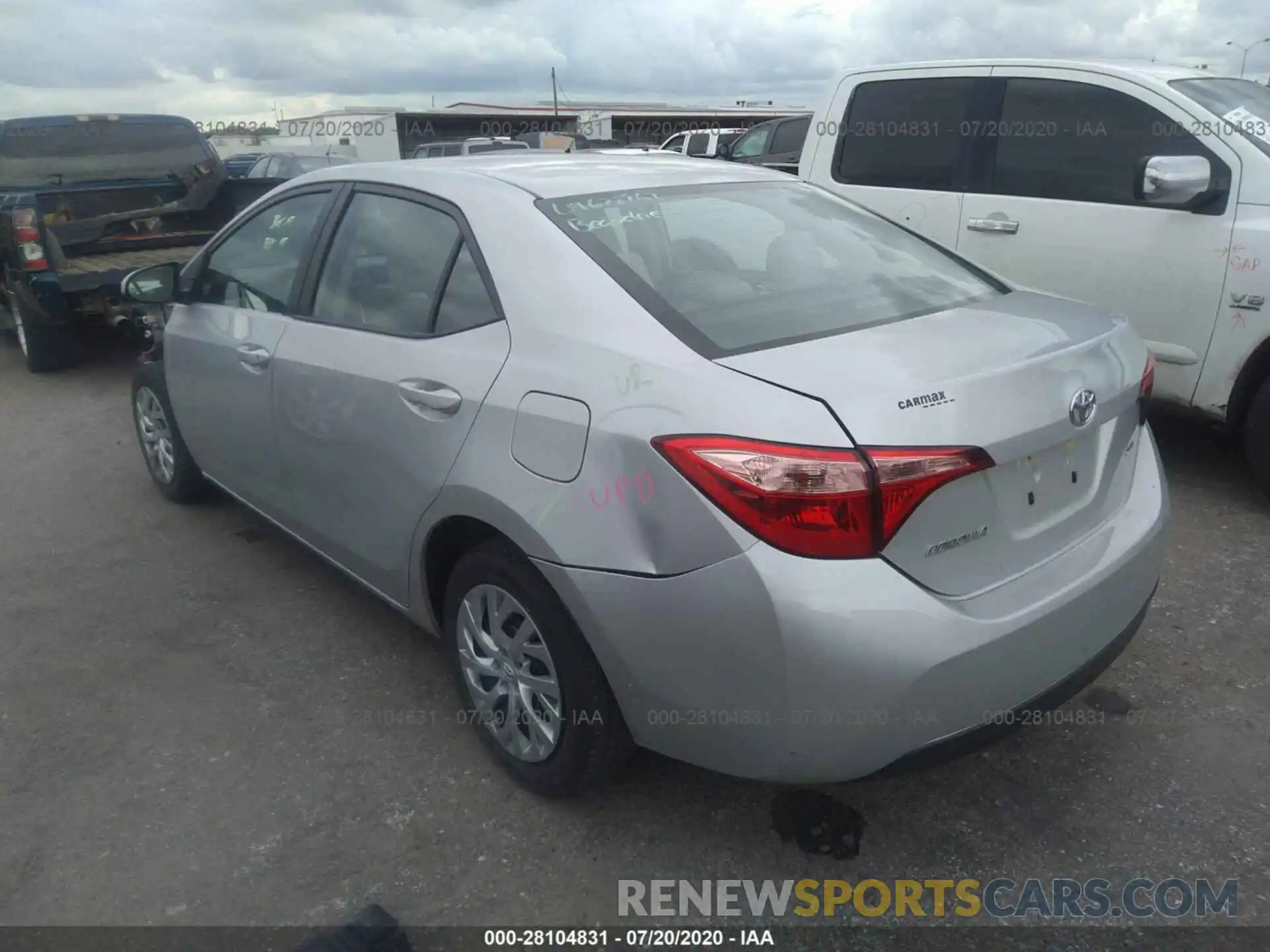 3 Photograph of a damaged car 5YFBURHE0KP925470 TOYOTA COROLLA 2019