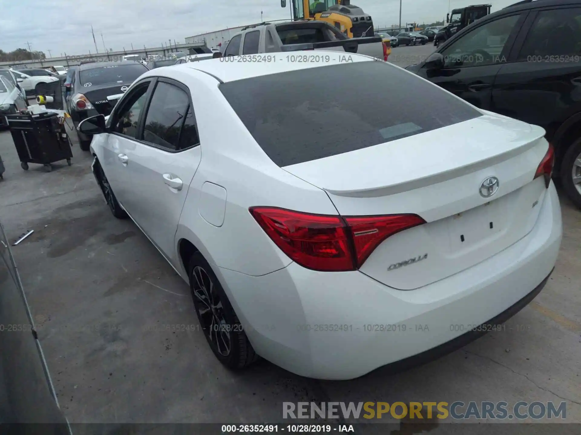 3 Photograph of a damaged car 5YFBURHE0KP926702 TOYOTA COROLLA 2019