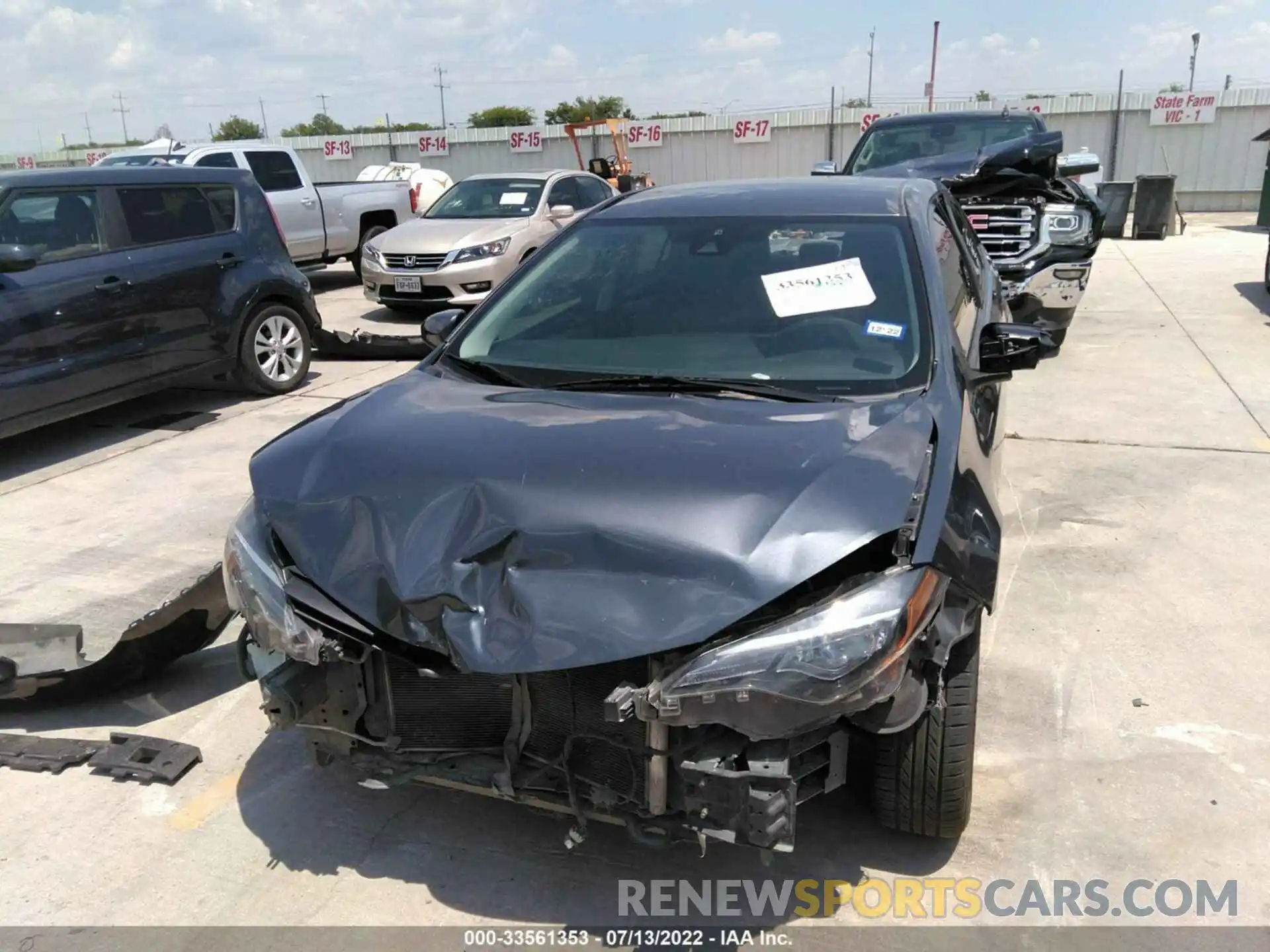 6 Photograph of a damaged car 5YFBURHE0KP926814 TOYOTA COROLLA 2019