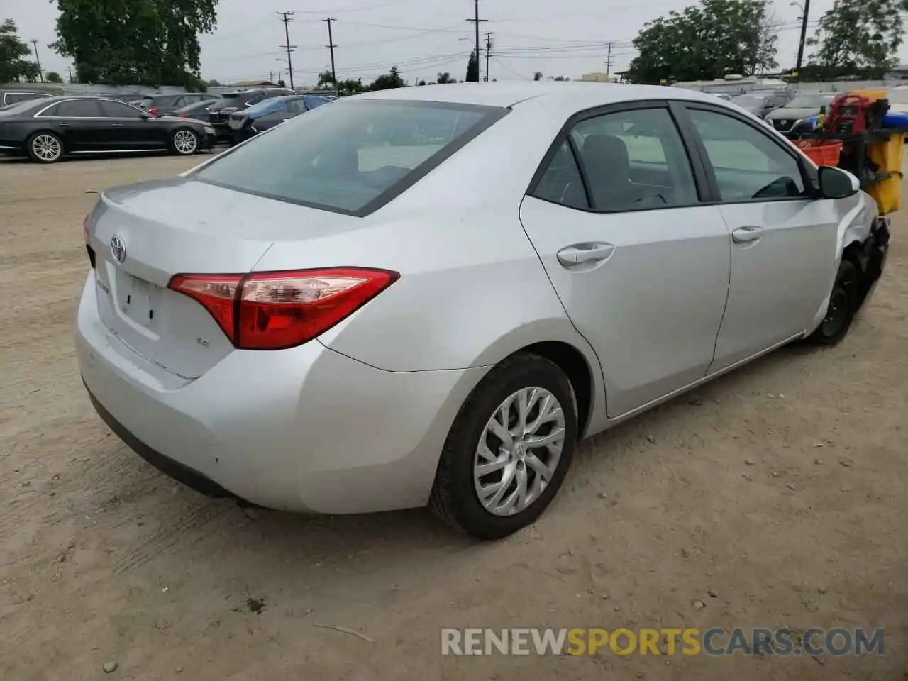 4 Photograph of a damaged car 5YFBURHE0KP927204 TOYOTA COROLLA 2019