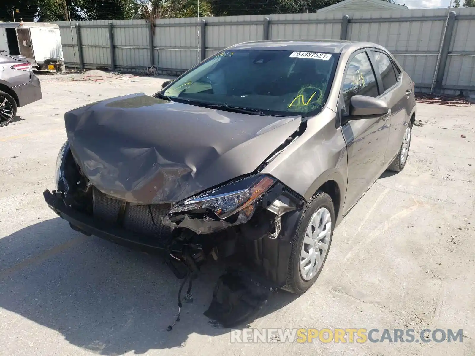 2 Photograph of a damaged car 5YFBURHE0KP927445 TOYOTA COROLLA 2019