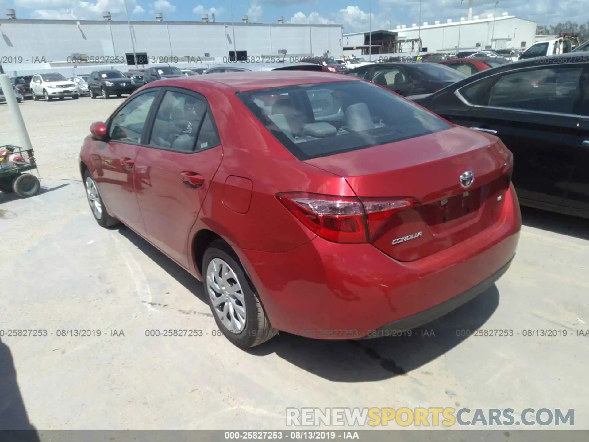 3 Photograph of a damaged car 5YFBURHE0KP927476 TOYOTA COROLLA 2019