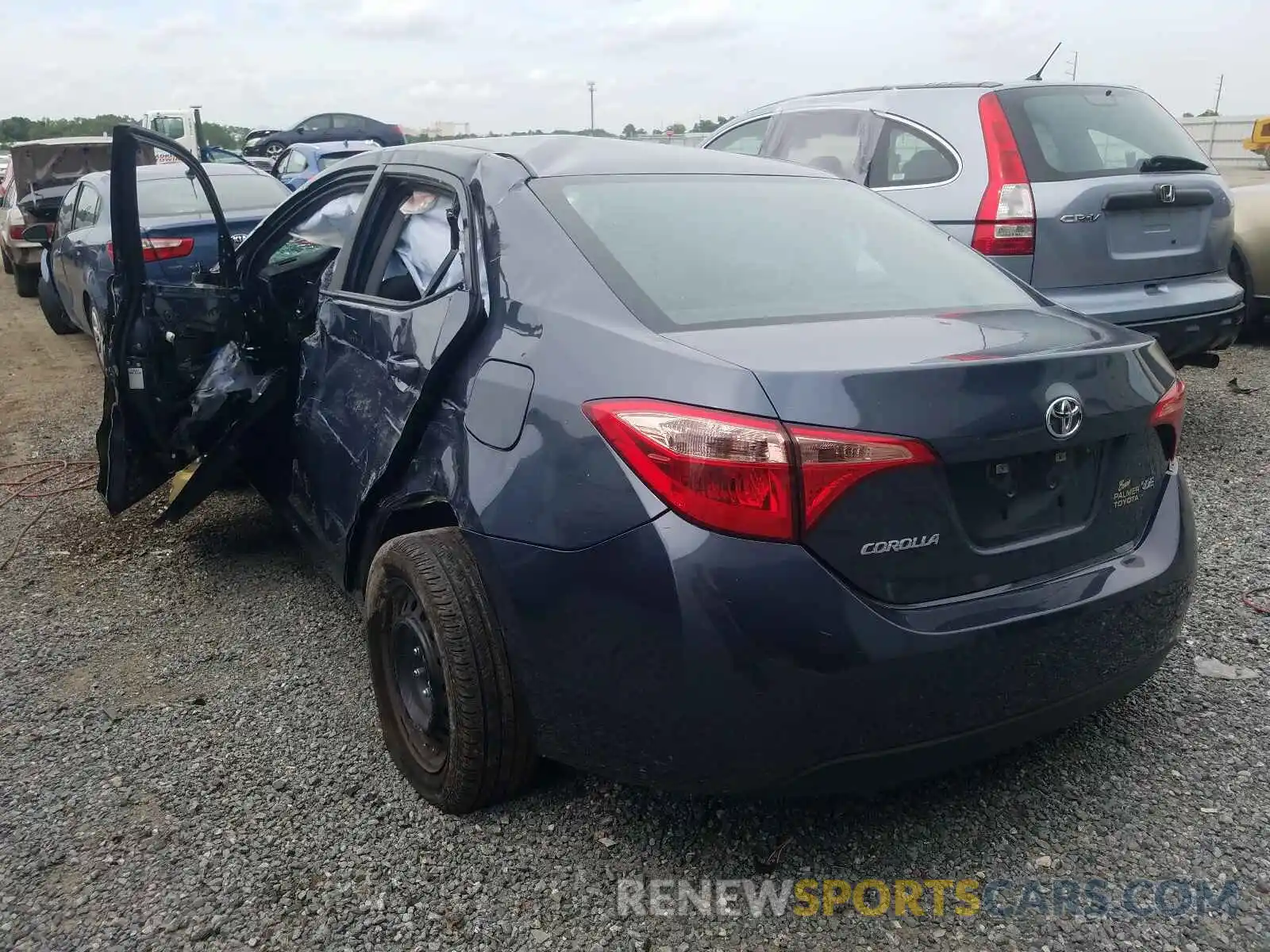 3 Photograph of a damaged car 5YFBURHE0KP927607 TOYOTA COROLLA 2019