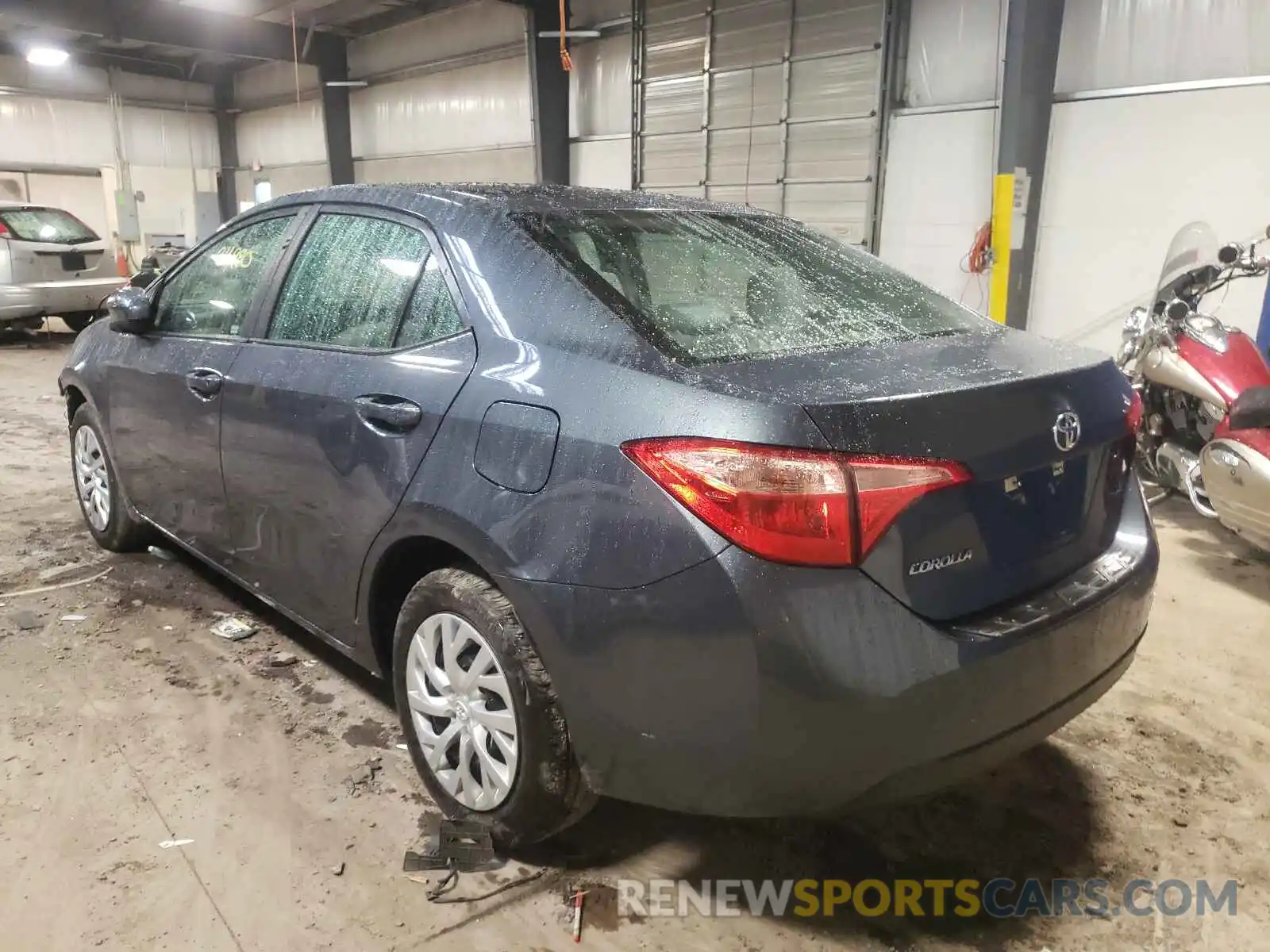 3 Photograph of a damaged car 5YFBURHE0KP927803 TOYOTA COROLLA 2019