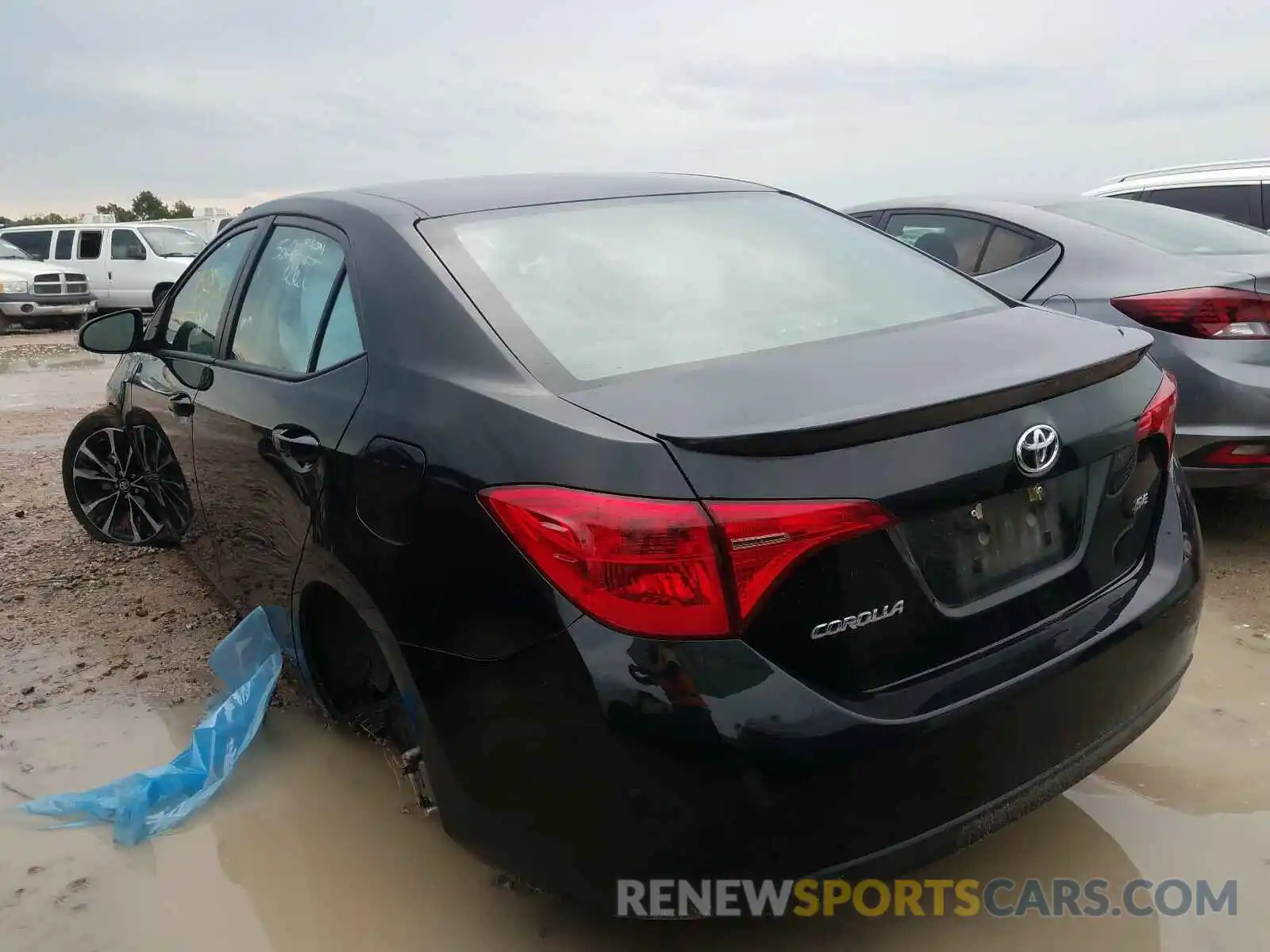 3 Photograph of a damaged car 5YFBURHE0KP927929 TOYOTA COROLLA 2019