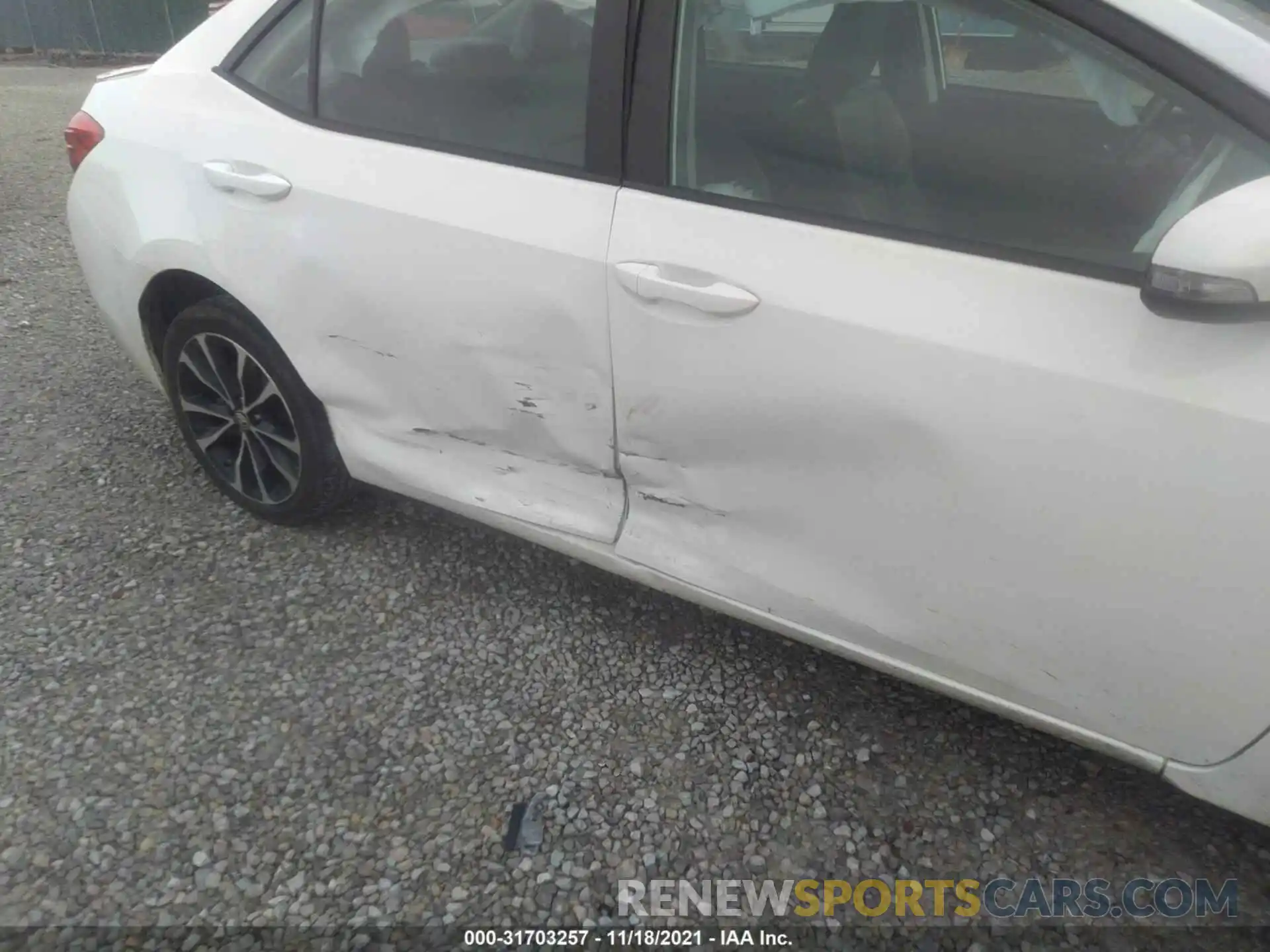 6 Photograph of a damaged car 5YFBURHE0KP927980 TOYOTA COROLLA 2019