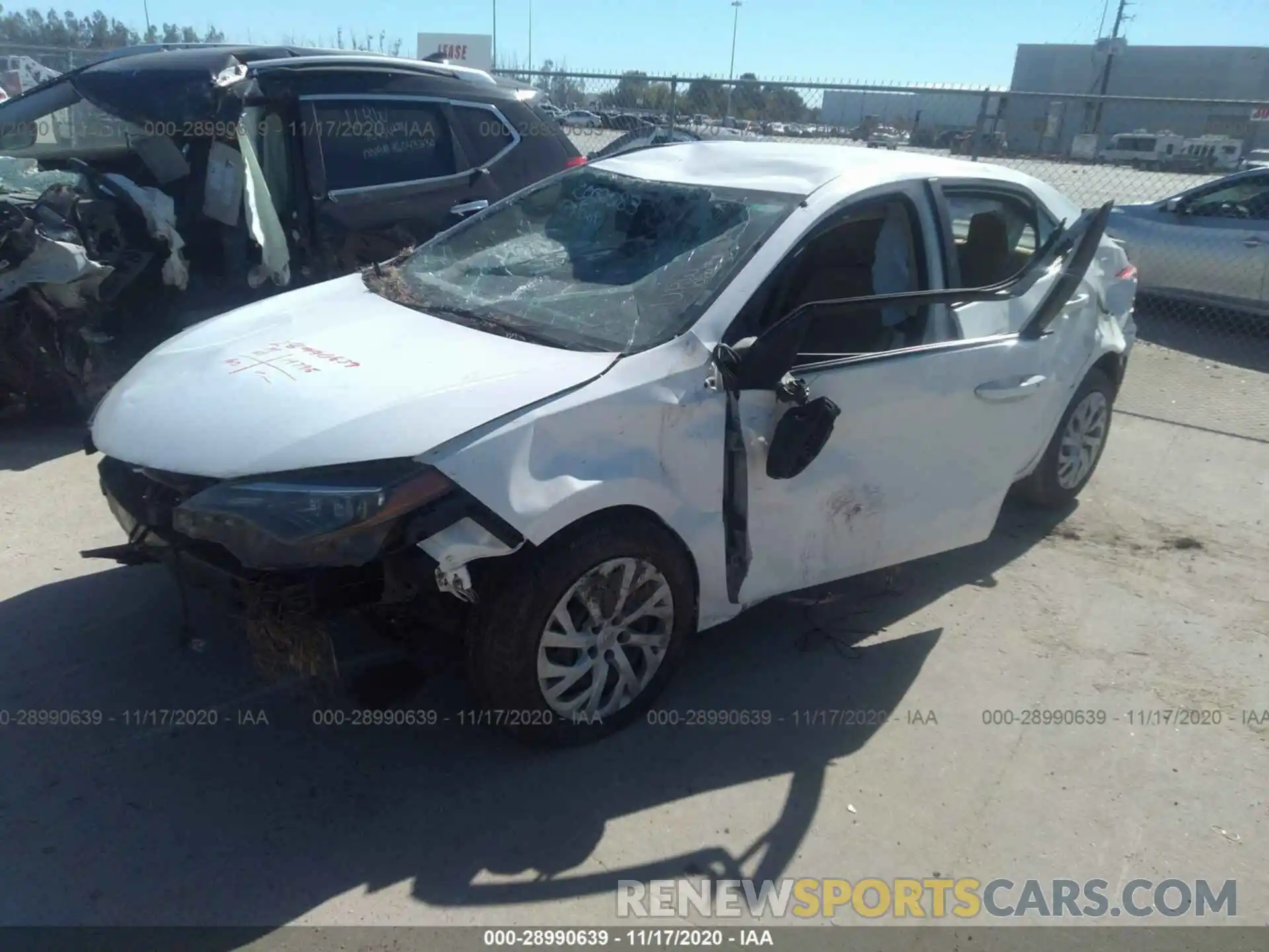 2 Photograph of a damaged car 5YFBURHE0KP928272 TOYOTA COROLLA 2019