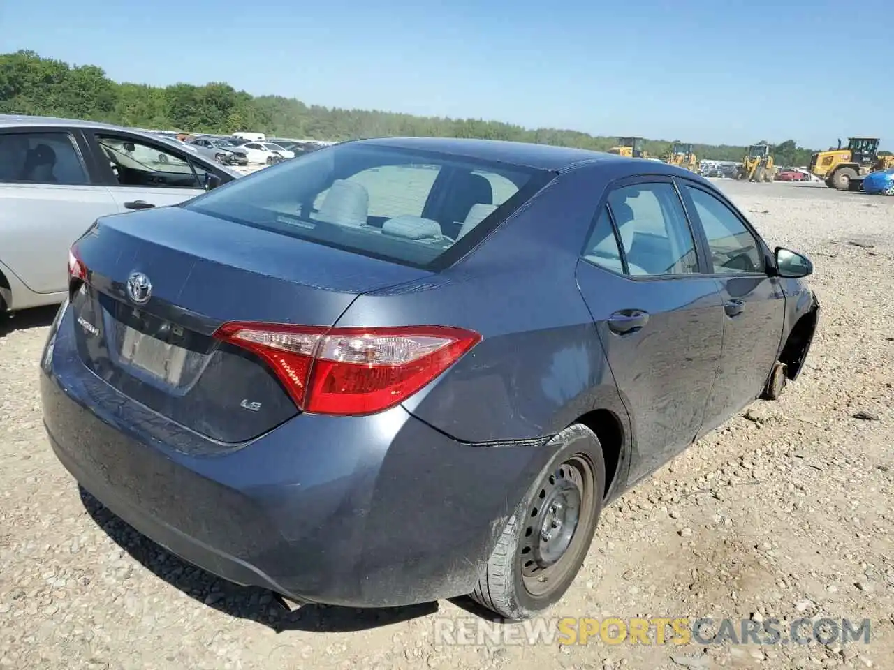 4 Photograph of a damaged car 5YFBURHE0KP928322 TOYOTA COROLLA 2019