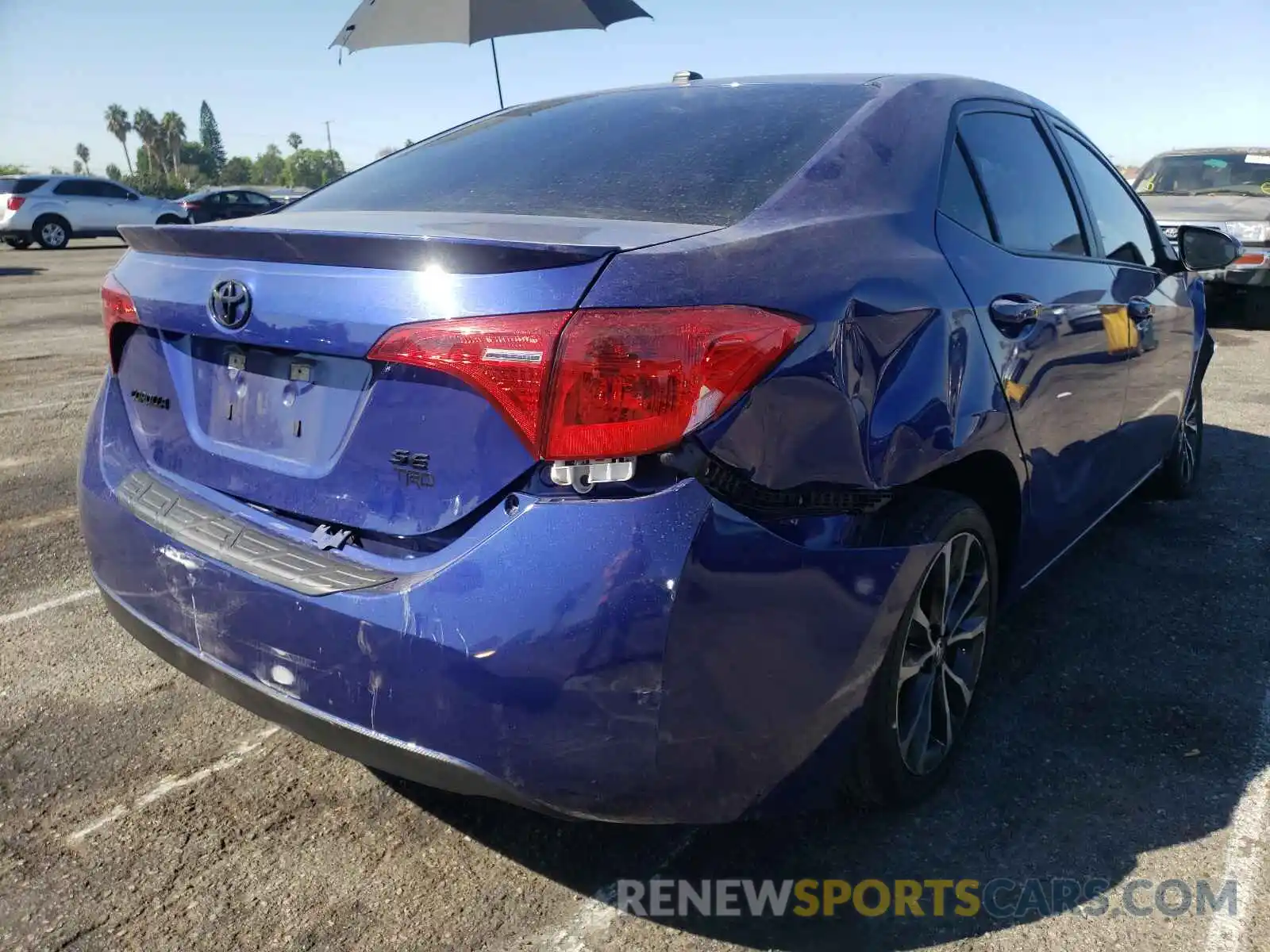 4 Photograph of a damaged car 5YFBURHE0KP928496 TOYOTA COROLLA 2019