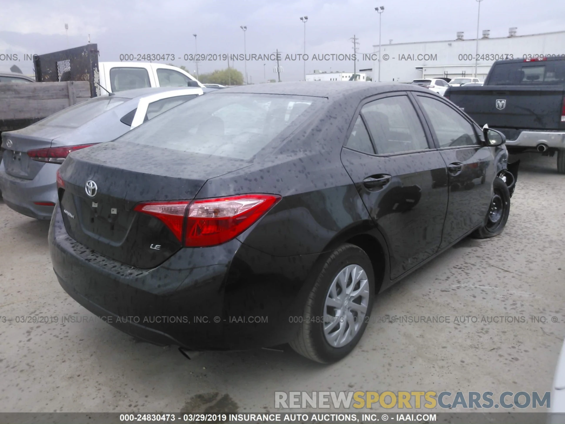 4 Photograph of a damaged car 5YFBURHE0KP928532 TOYOTA COROLLA 2019