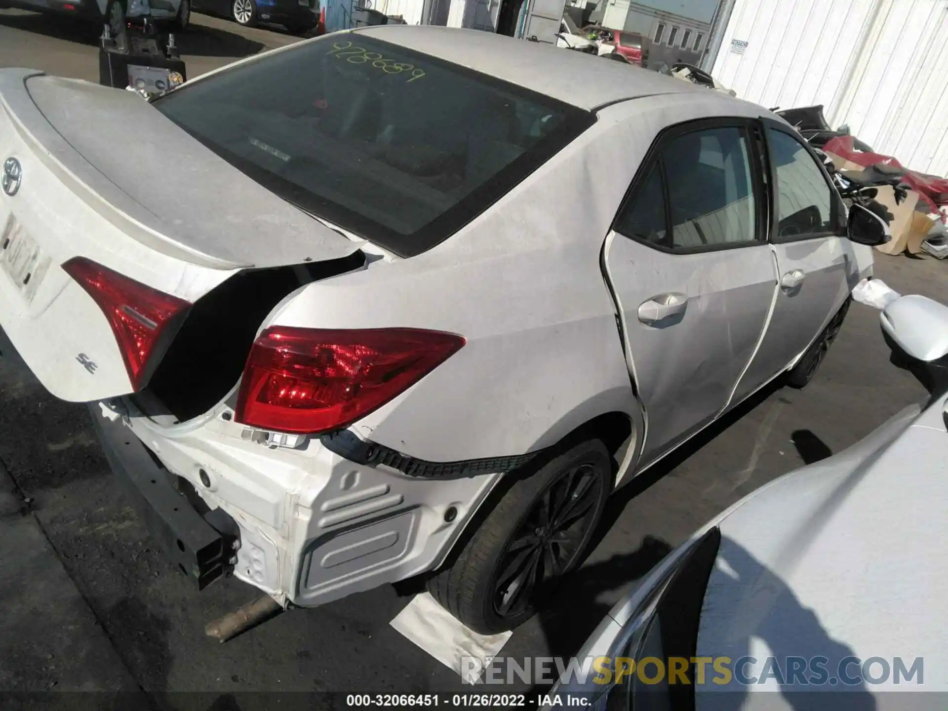 4 Photograph of a damaged car 5YFBURHE0KP928689 TOYOTA COROLLA 2019