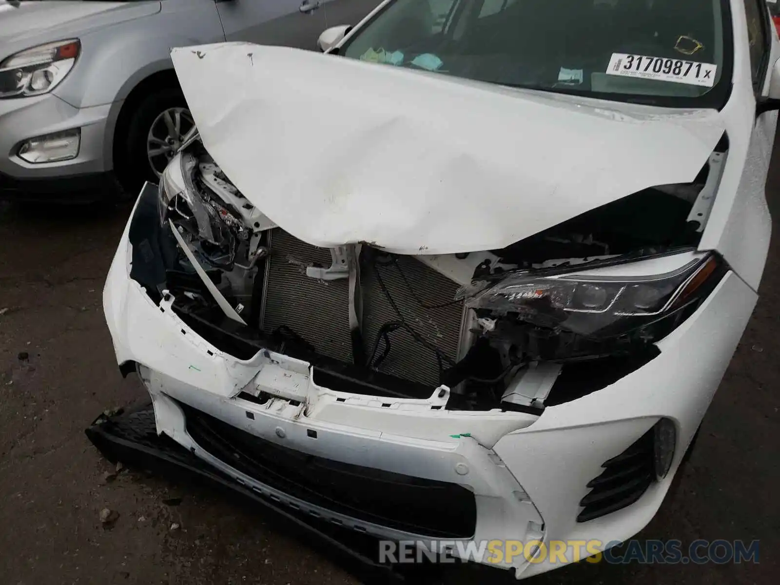 9 Photograph of a damaged car 5YFBURHE0KP928742 TOYOTA COROLLA 2019