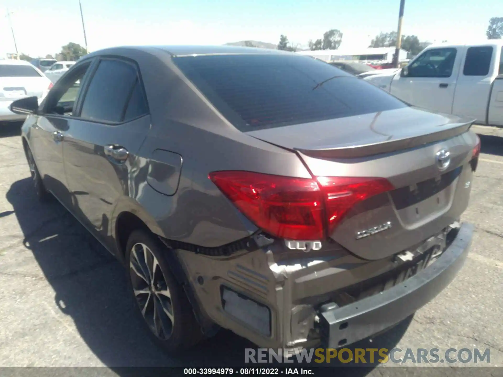 3 Photograph of a damaged car 5YFBURHE0KP929163 TOYOTA COROLLA 2019