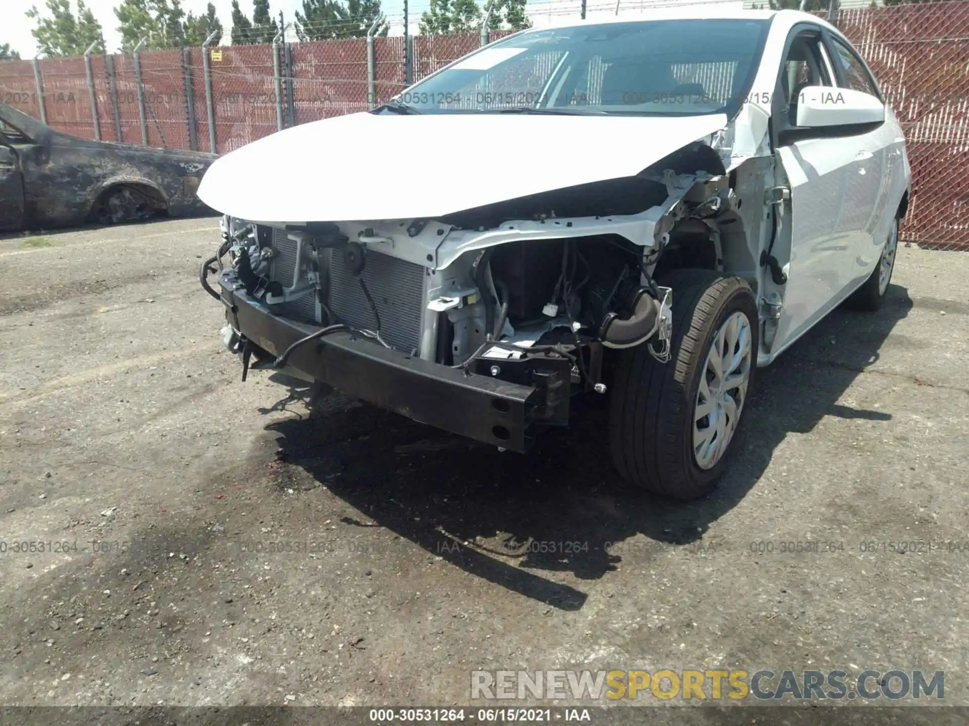 6 Photograph of a damaged car 5YFBURHE0KP929535 TOYOTA COROLLA 2019