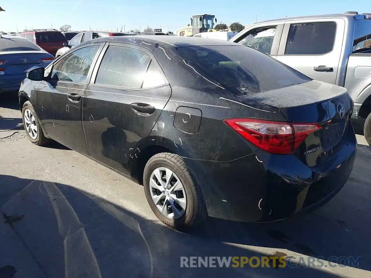 3 Photograph of a damaged car 5YFBURHE0KP929566 TOYOTA COROLLA 2019