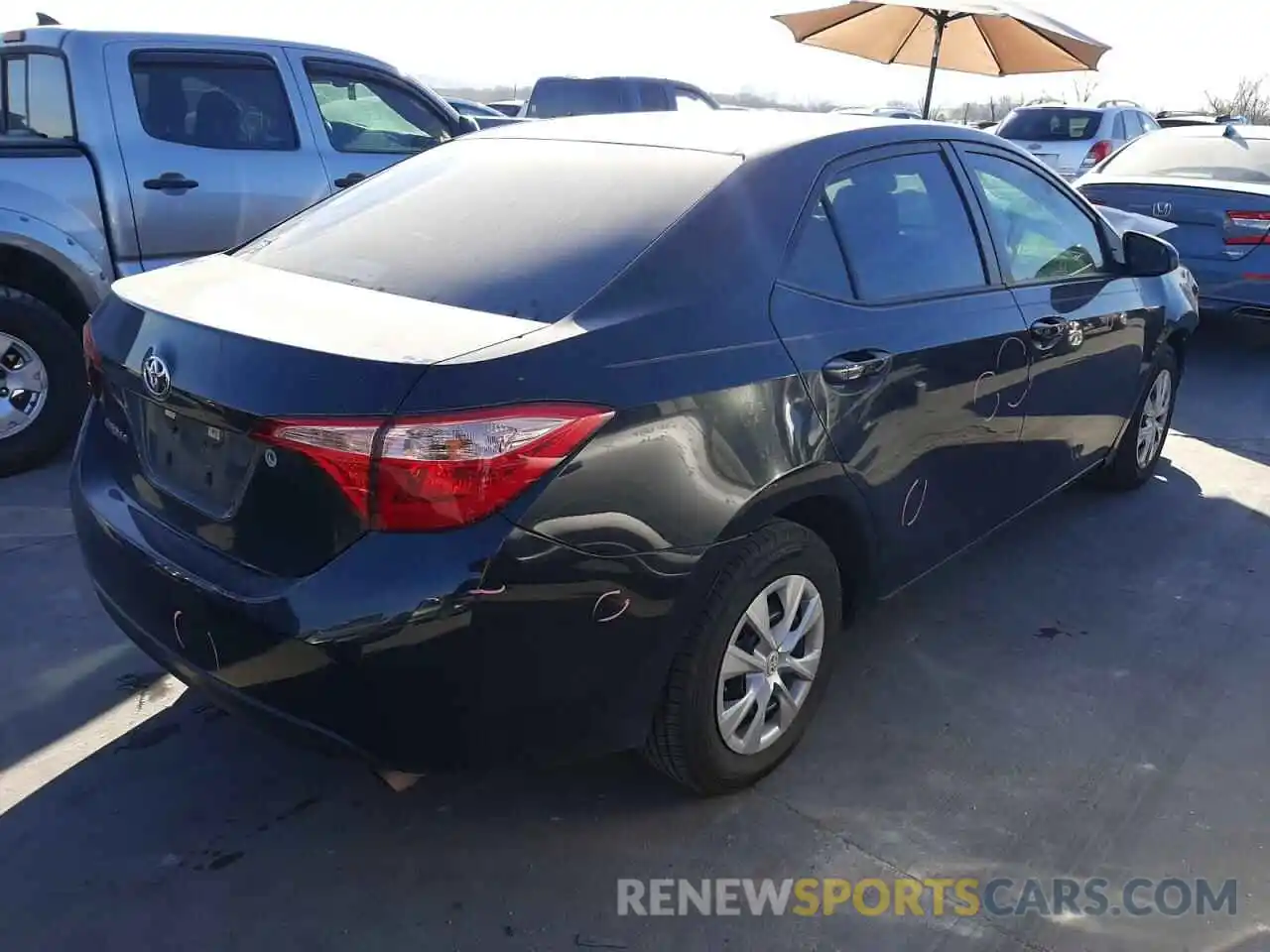 4 Photograph of a damaged car 5YFBURHE0KP929566 TOYOTA COROLLA 2019